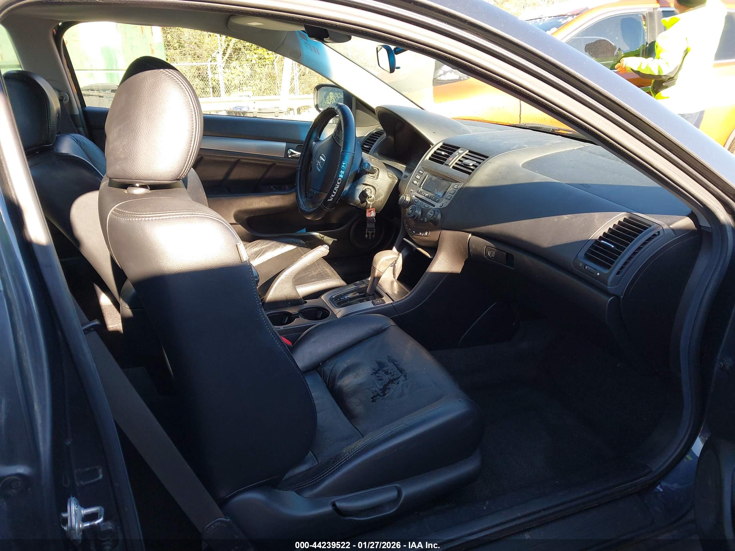 HONDA ACCORD image 5