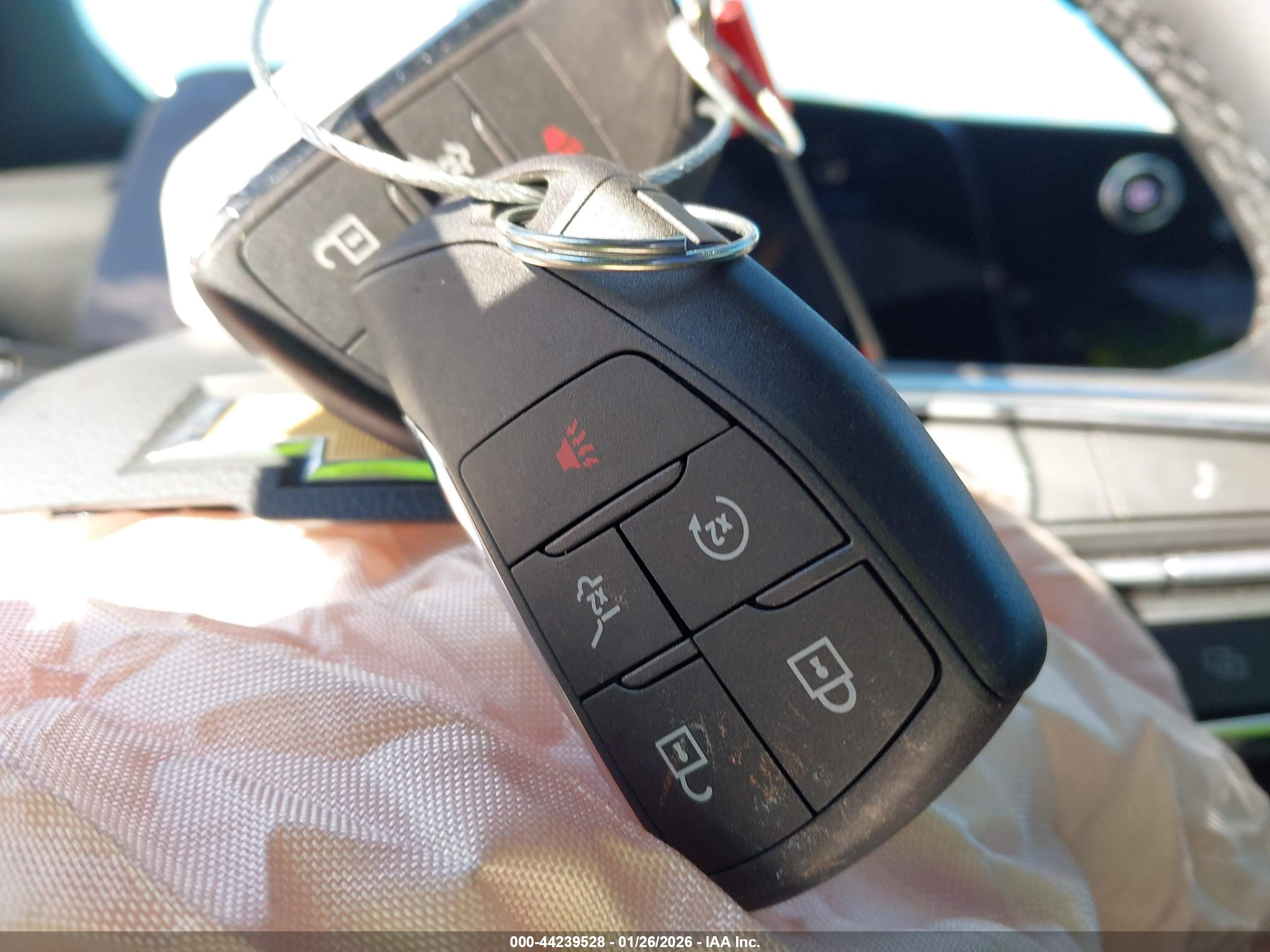CHEVROLET EQUINOX image 11