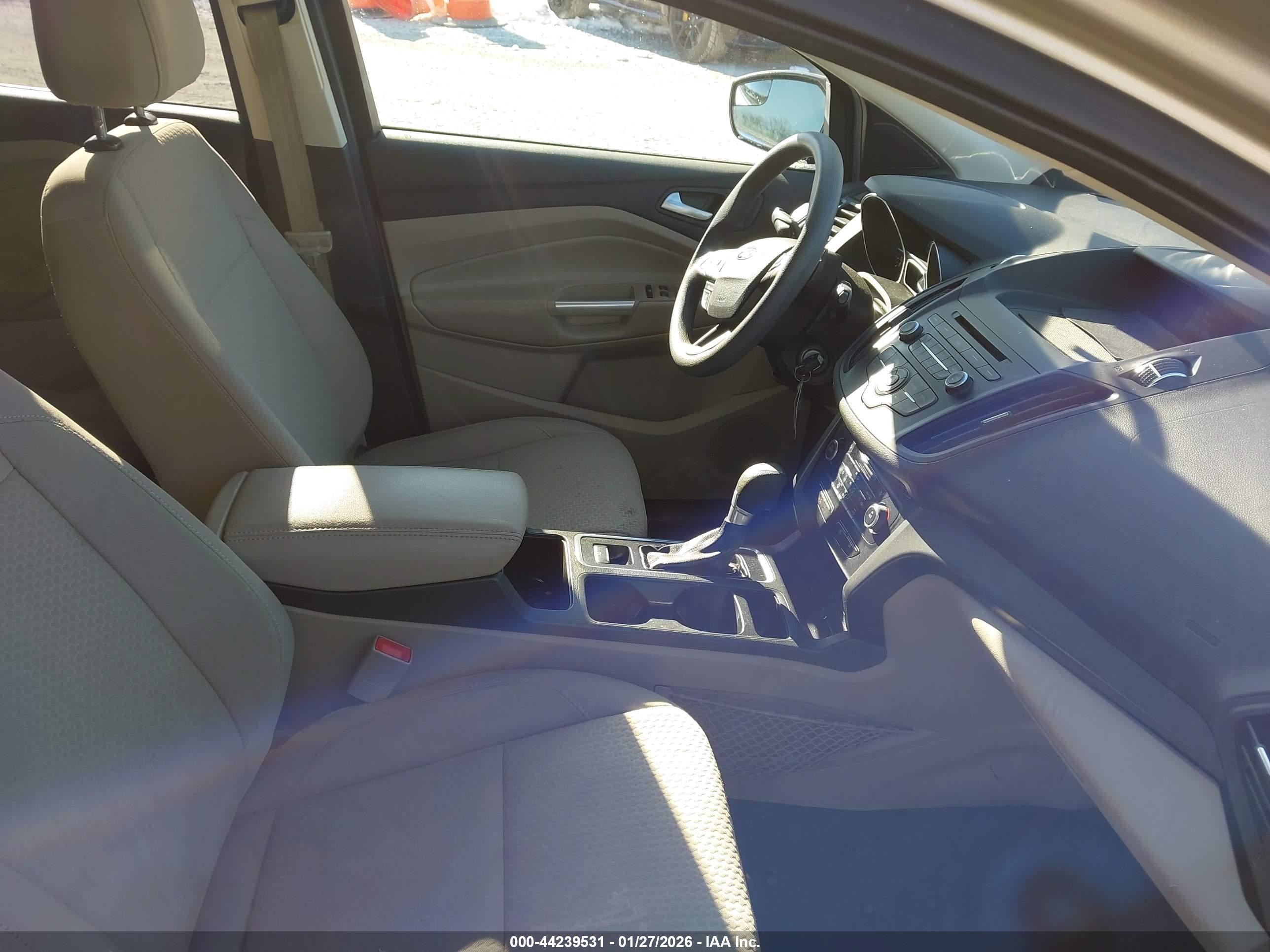FORD ESCAPE image 5