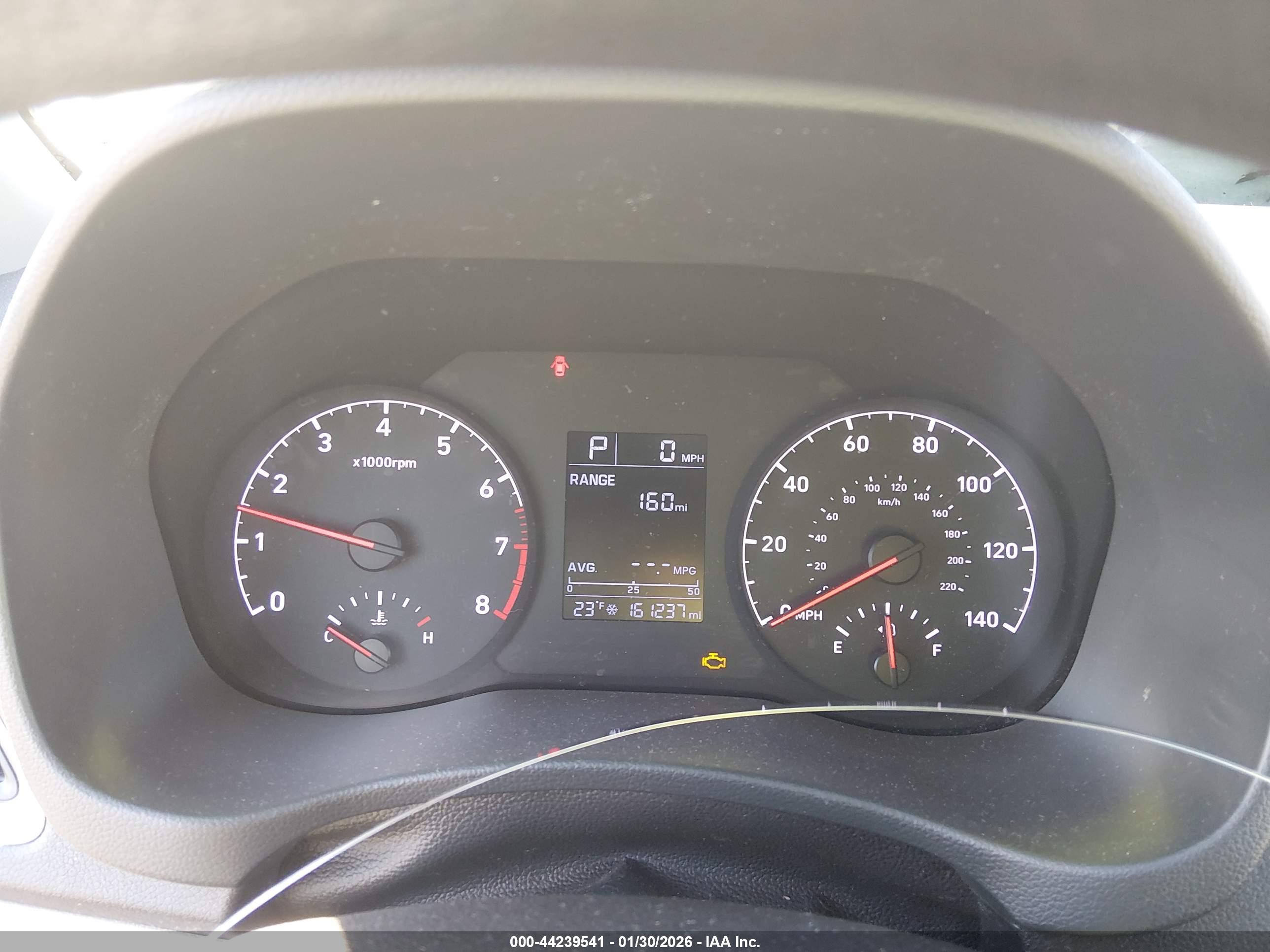 HYUNDAI ACCENT image 7