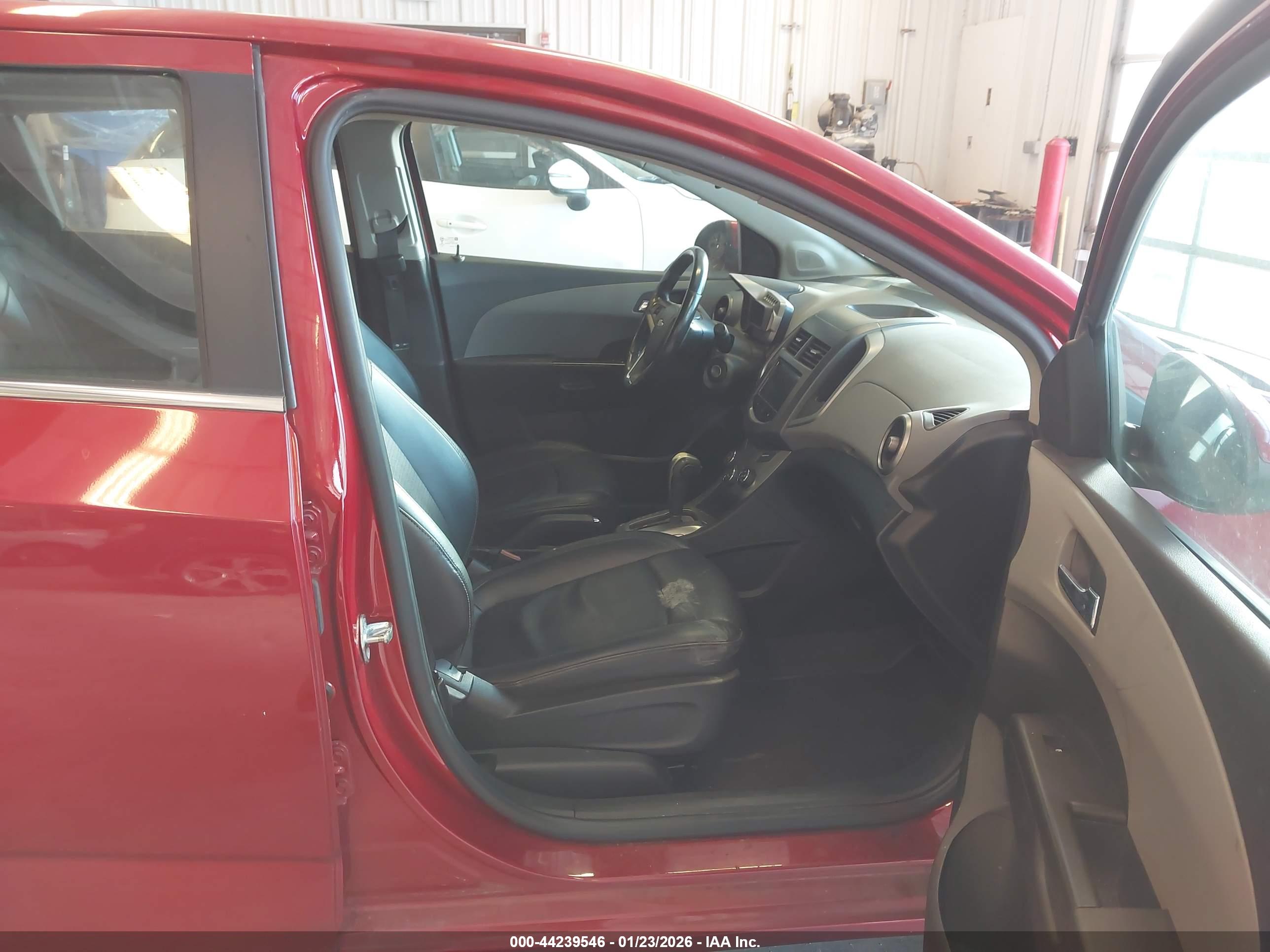 CHEVROLET SONIC image 5