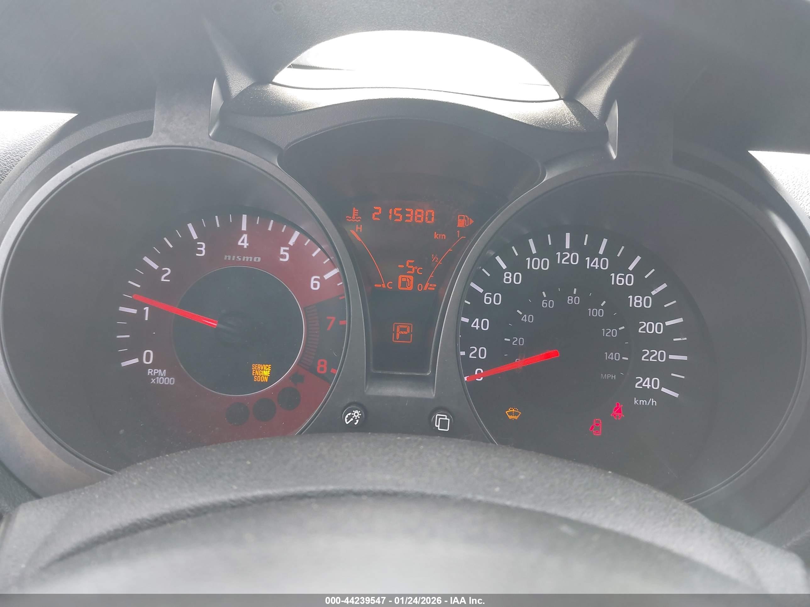 NISSAN JUKE image 7