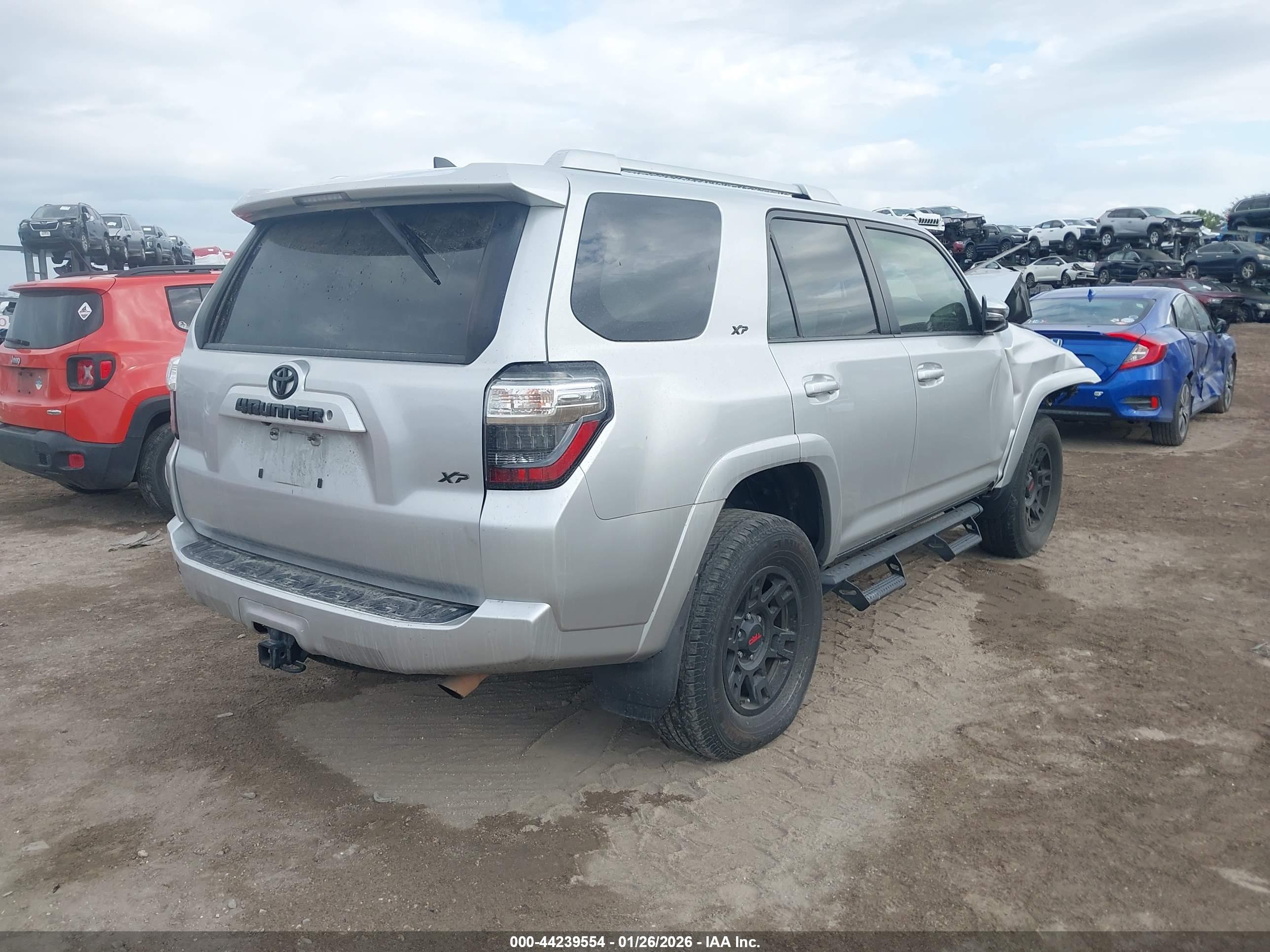 TOYOTA 4RUNNER image 4