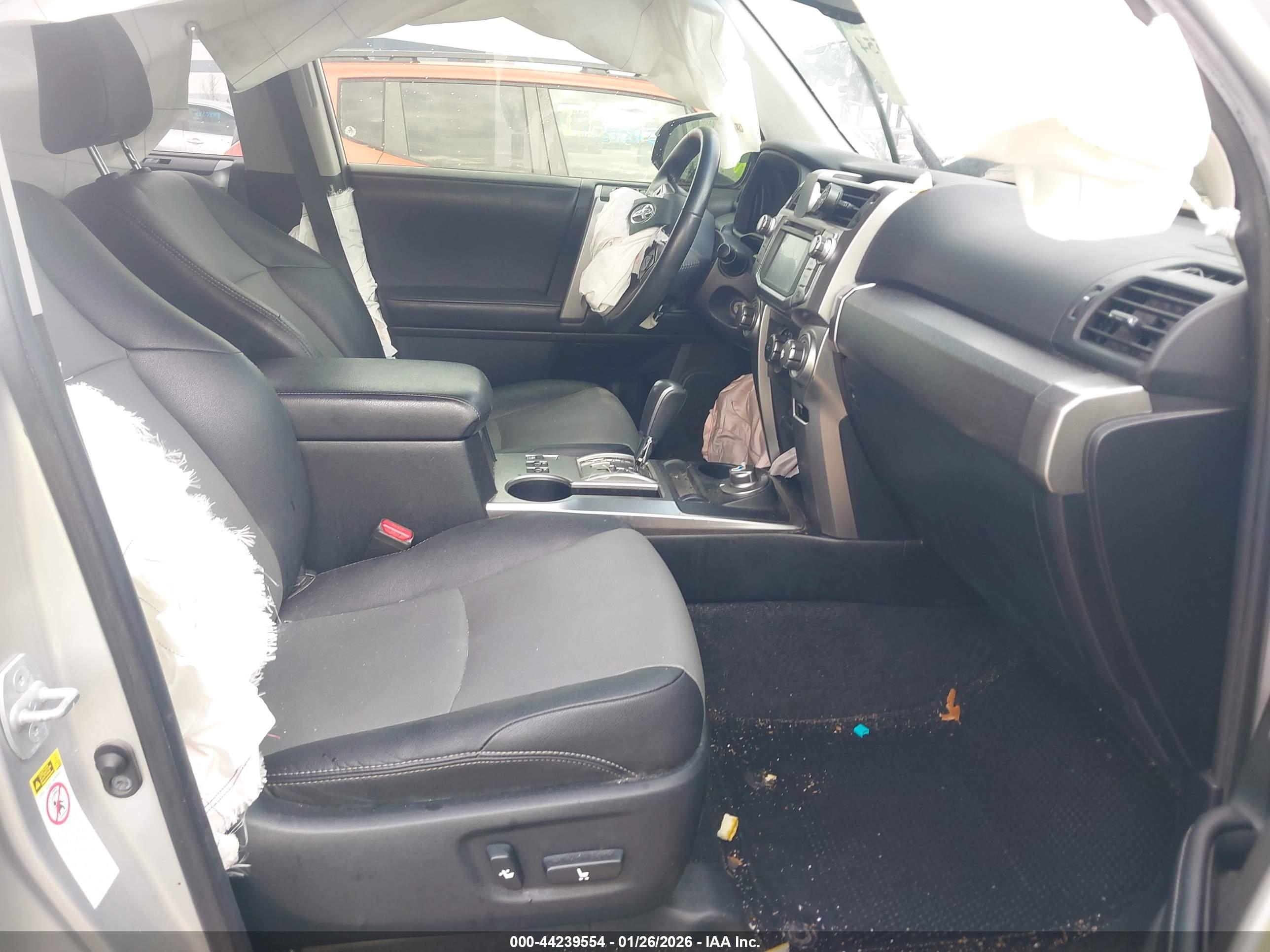 TOYOTA 4RUNNER image 5