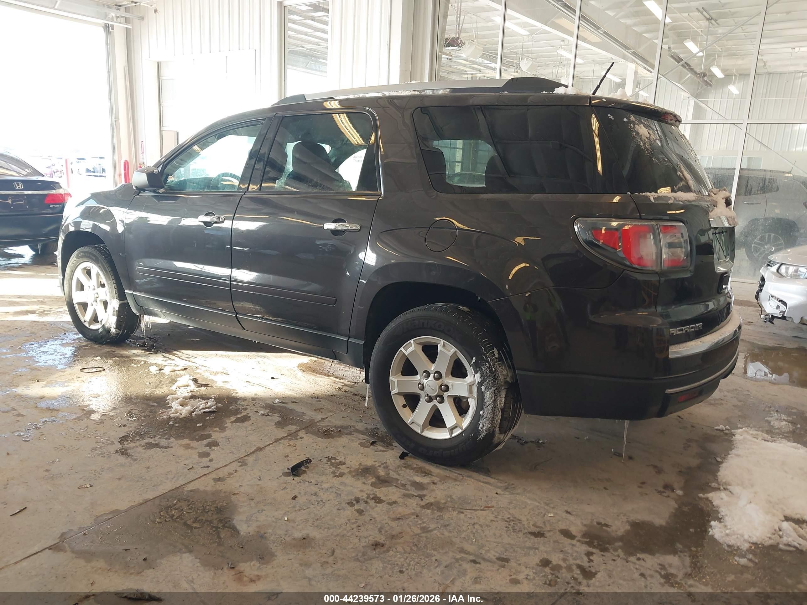 GMC ACADIA image 3