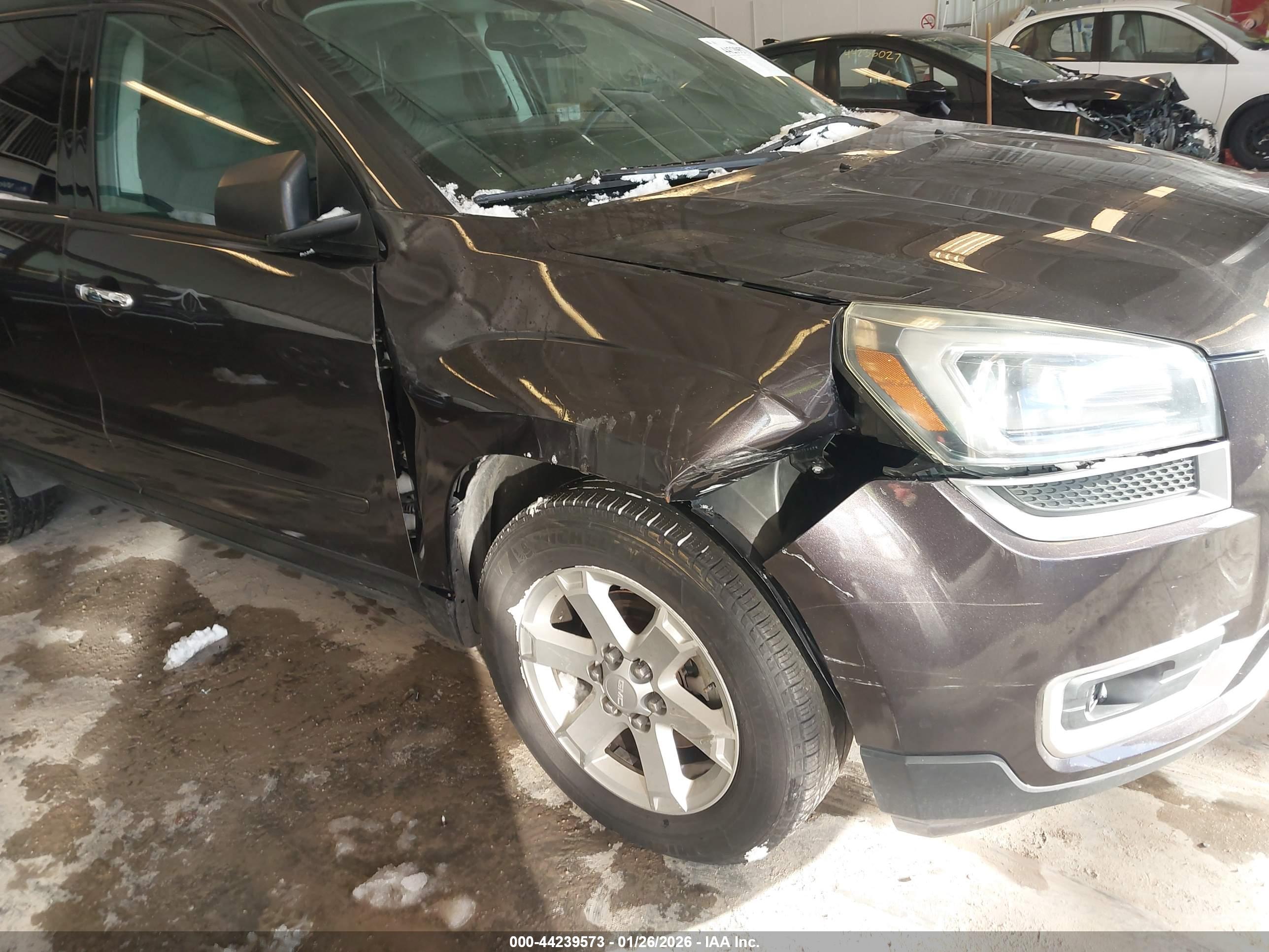 GMC ACADIA image 6