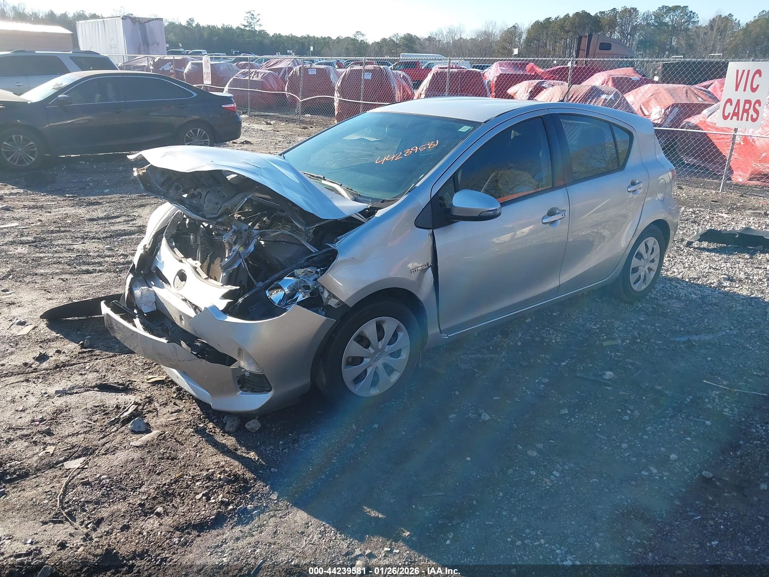 TOYOTA PRIUS image 2