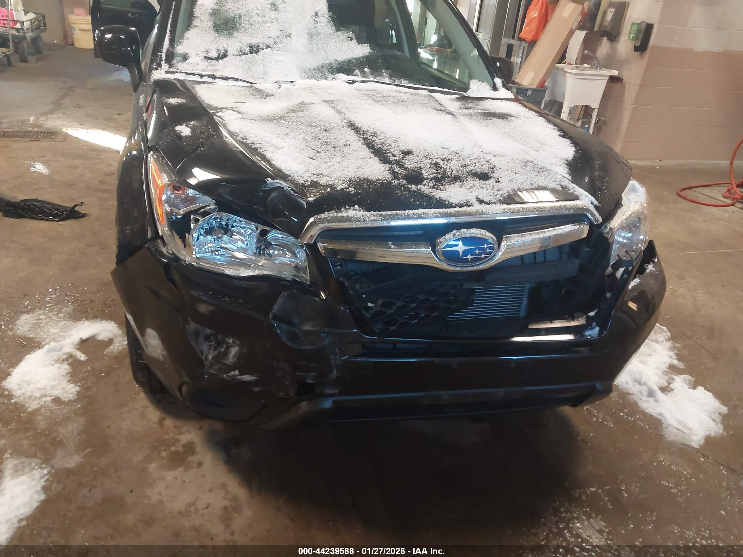 SUBARU FORESTER image 6
