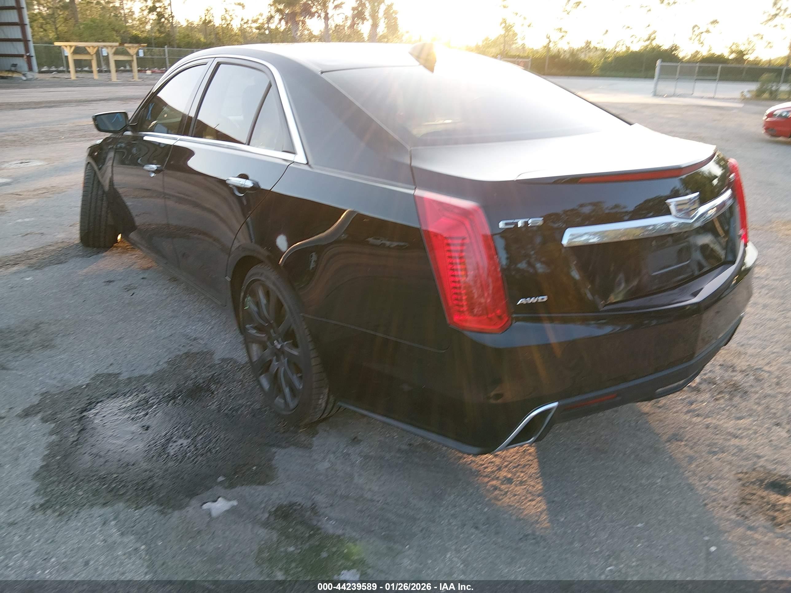 CADILLAC CTS image 3