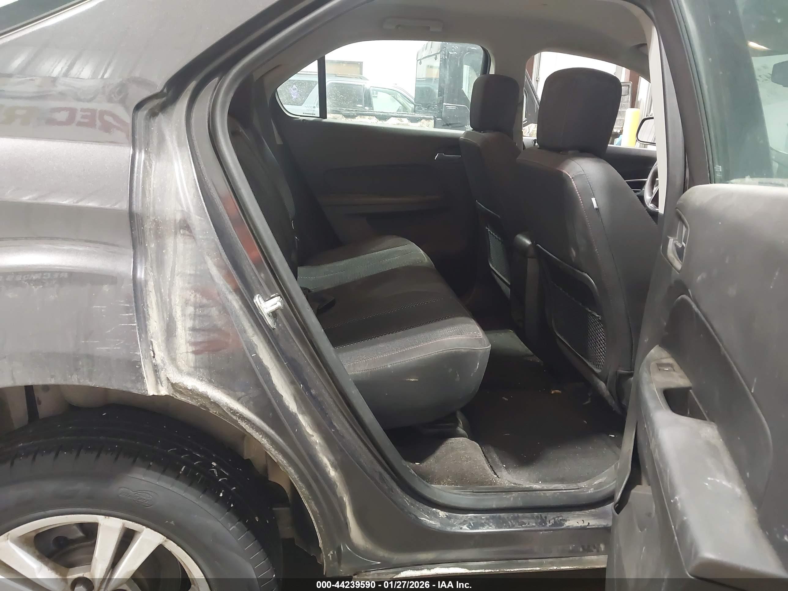 CHEVROLET EQUINOX image 8