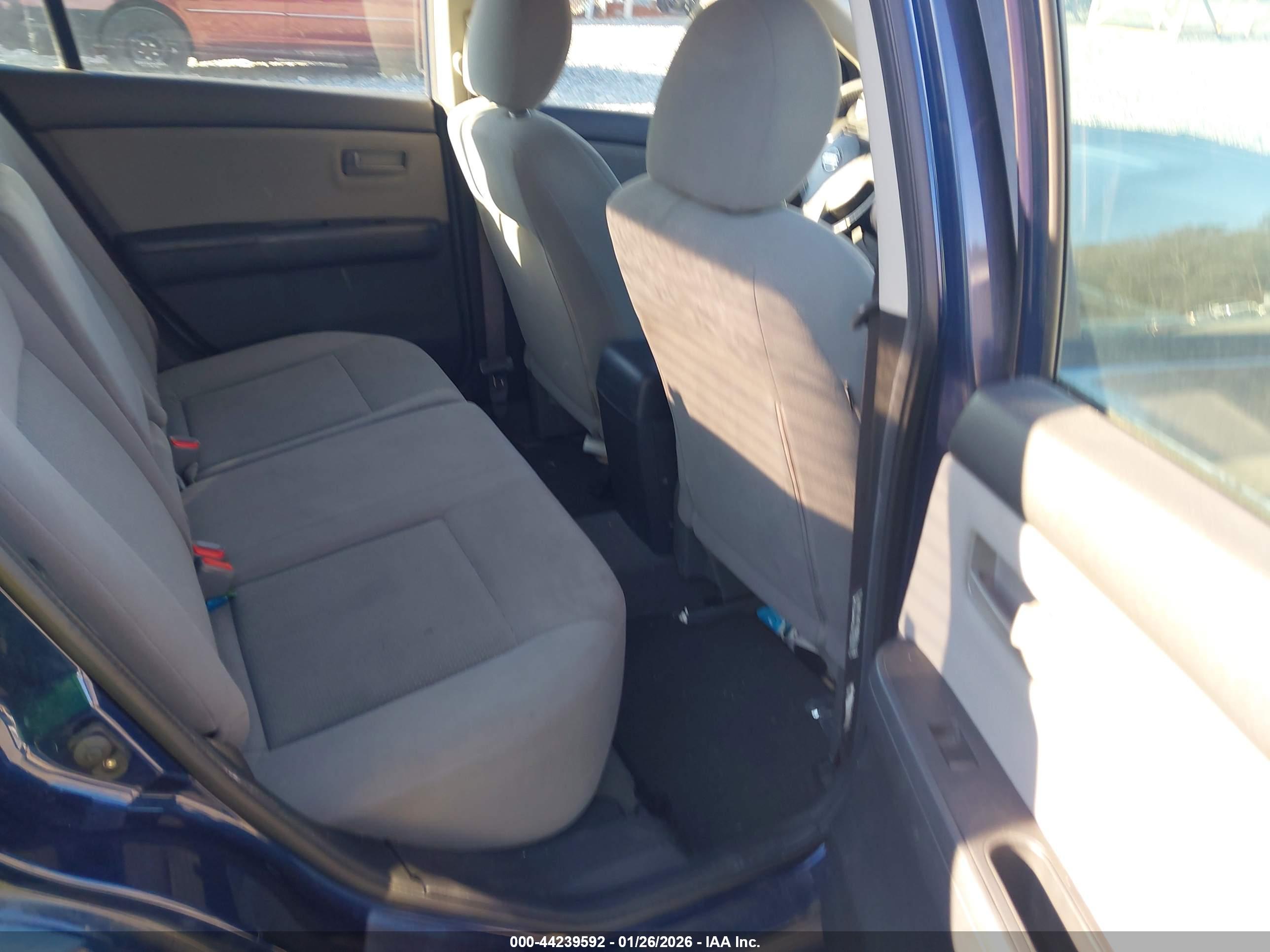 NISSAN SENTRA image 8