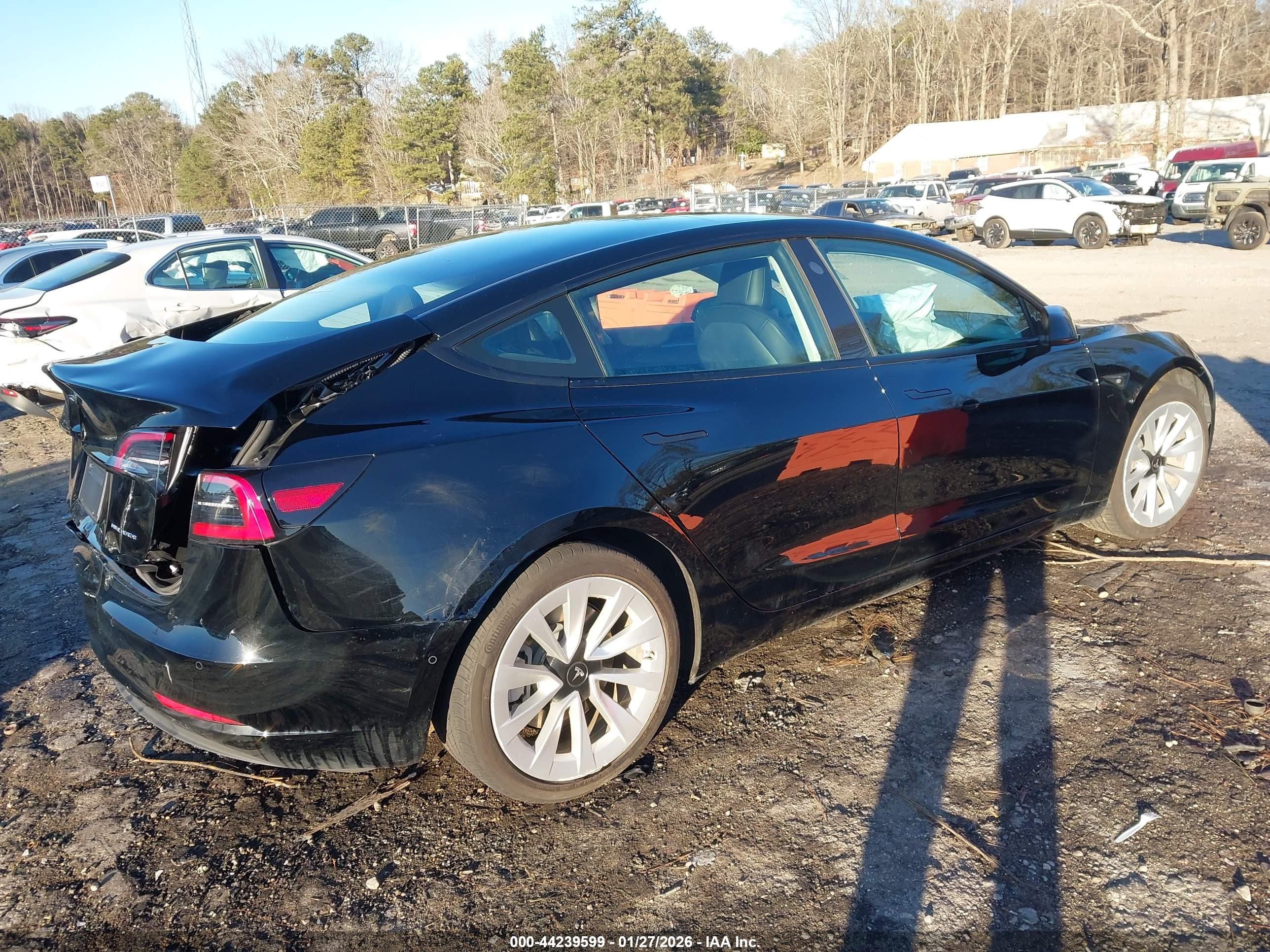 TESLA MODEL image 4
