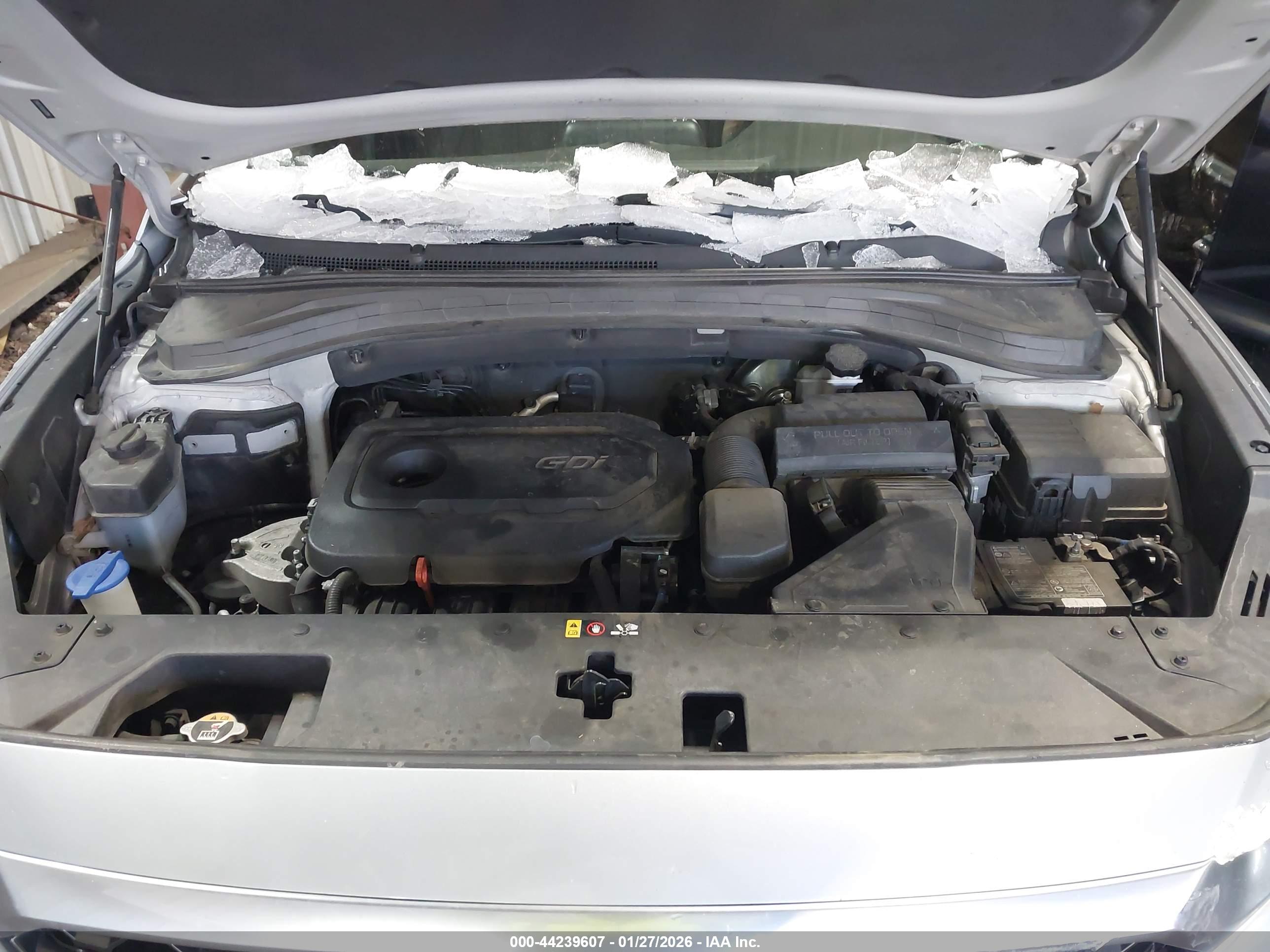 HYUNDAI SANTA image 10