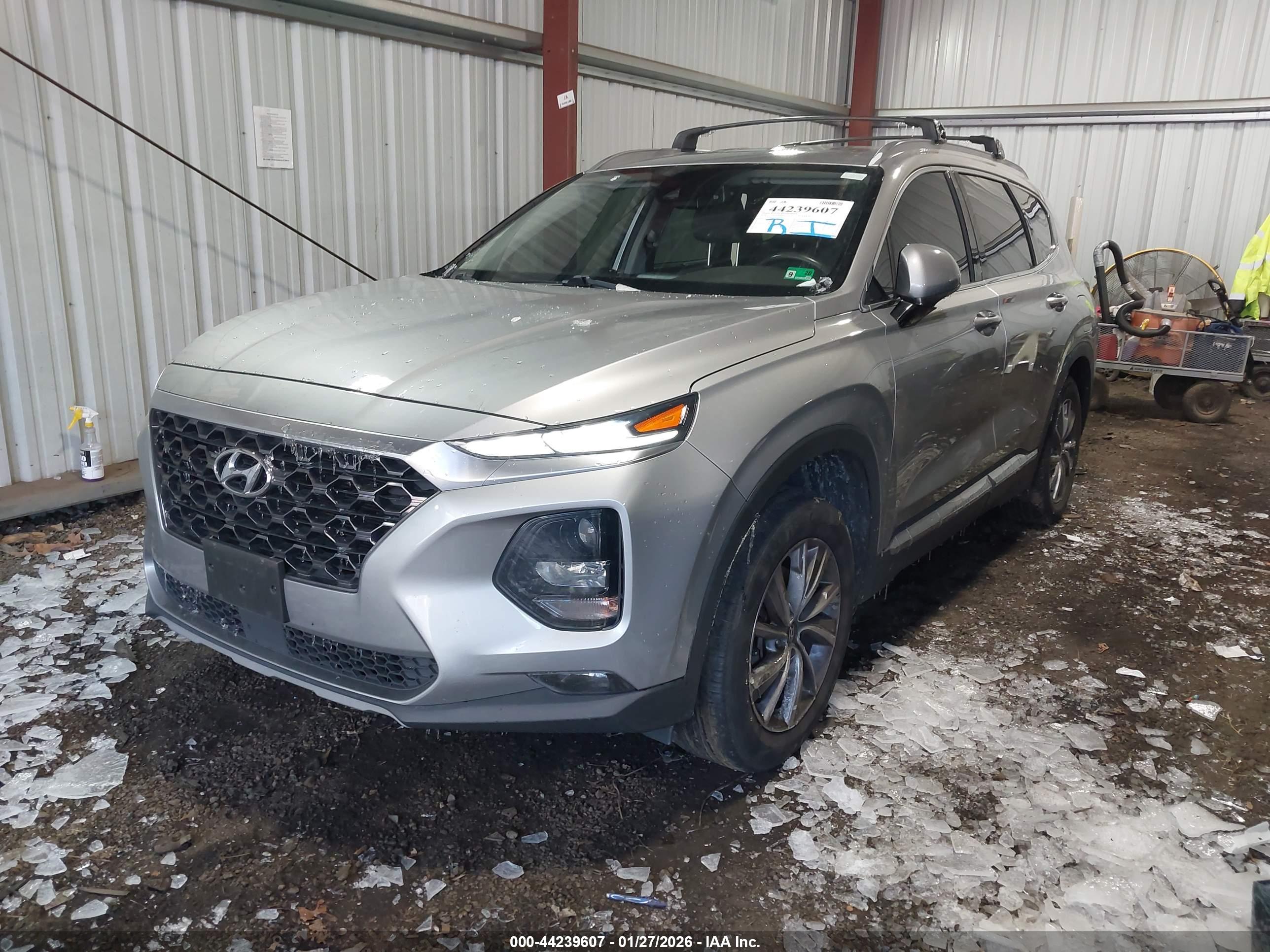 HYUNDAI SANTA image 2