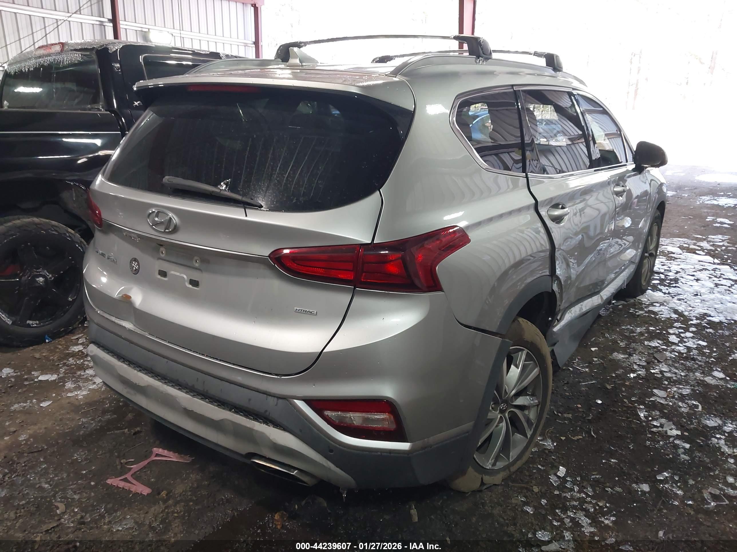 HYUNDAI SANTA image 4