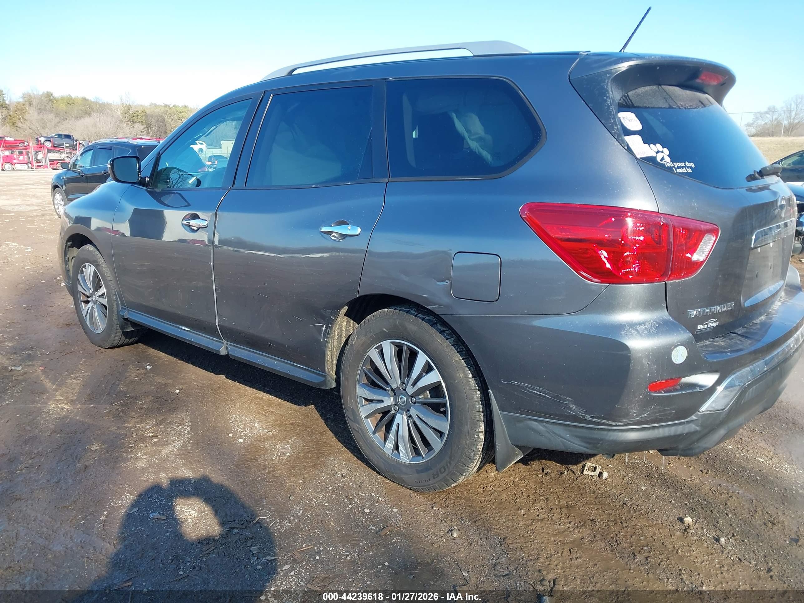 NISSAN PATHFINDER image 3