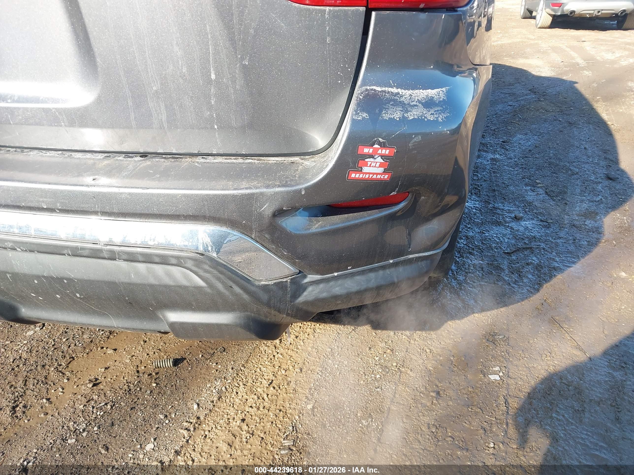NISSAN PATHFINDER image 6