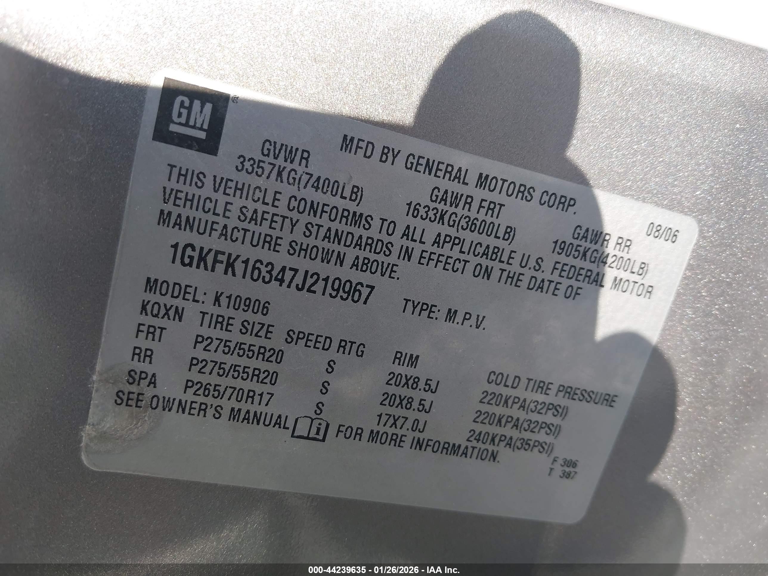 GMC YUKON image 9