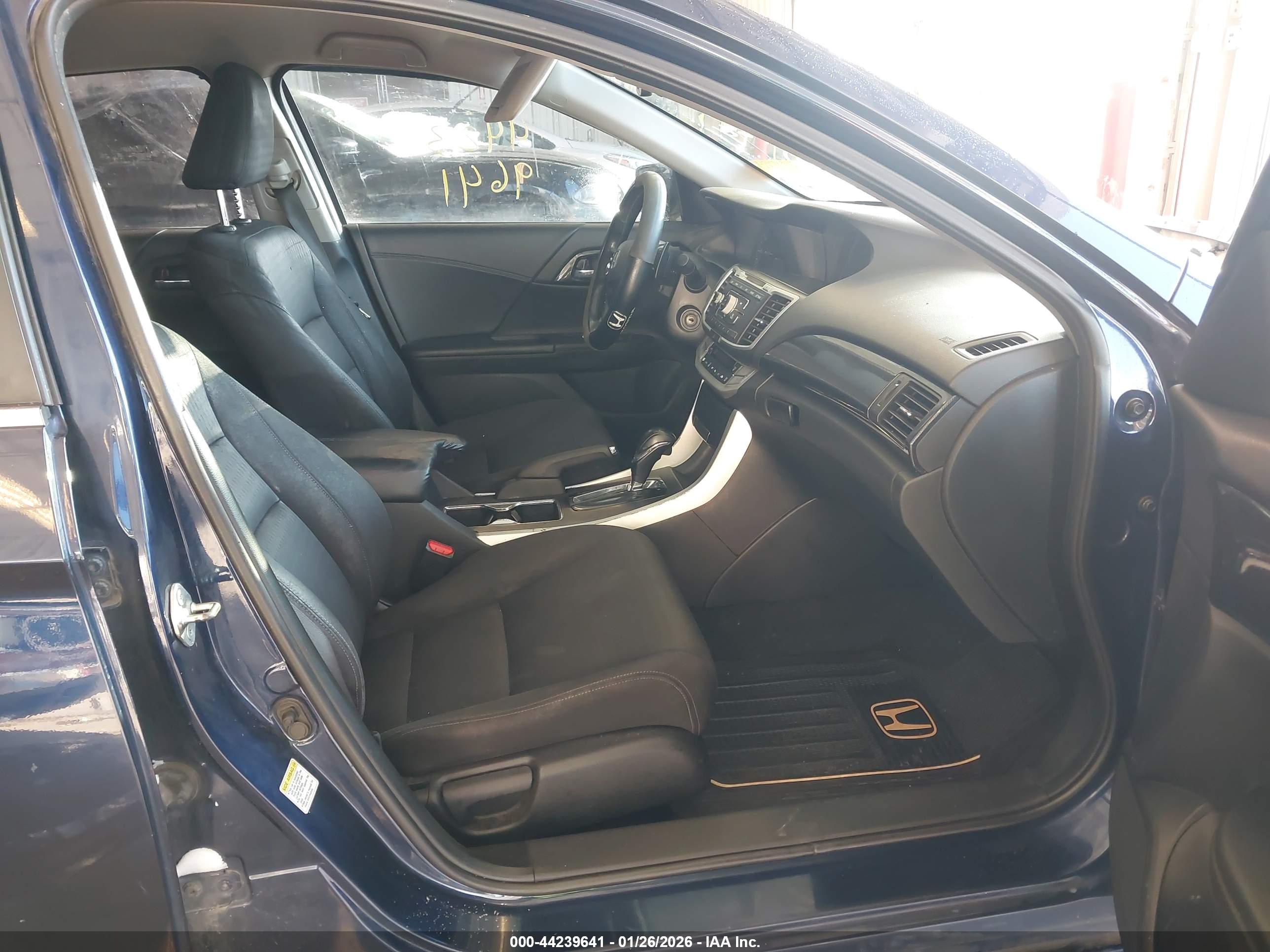 HONDA ACCORD image 5