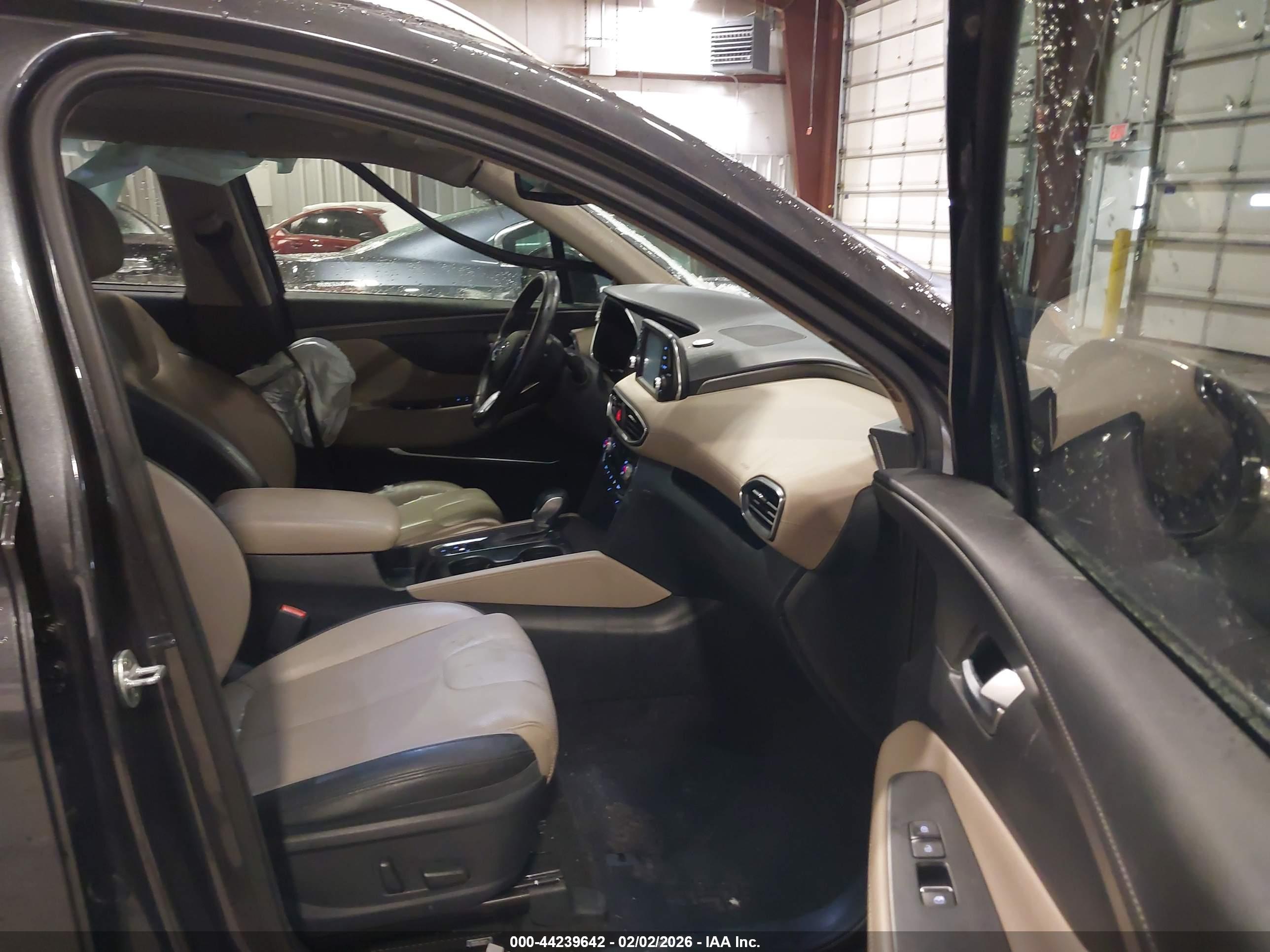 HYUNDAI SANTA image 5