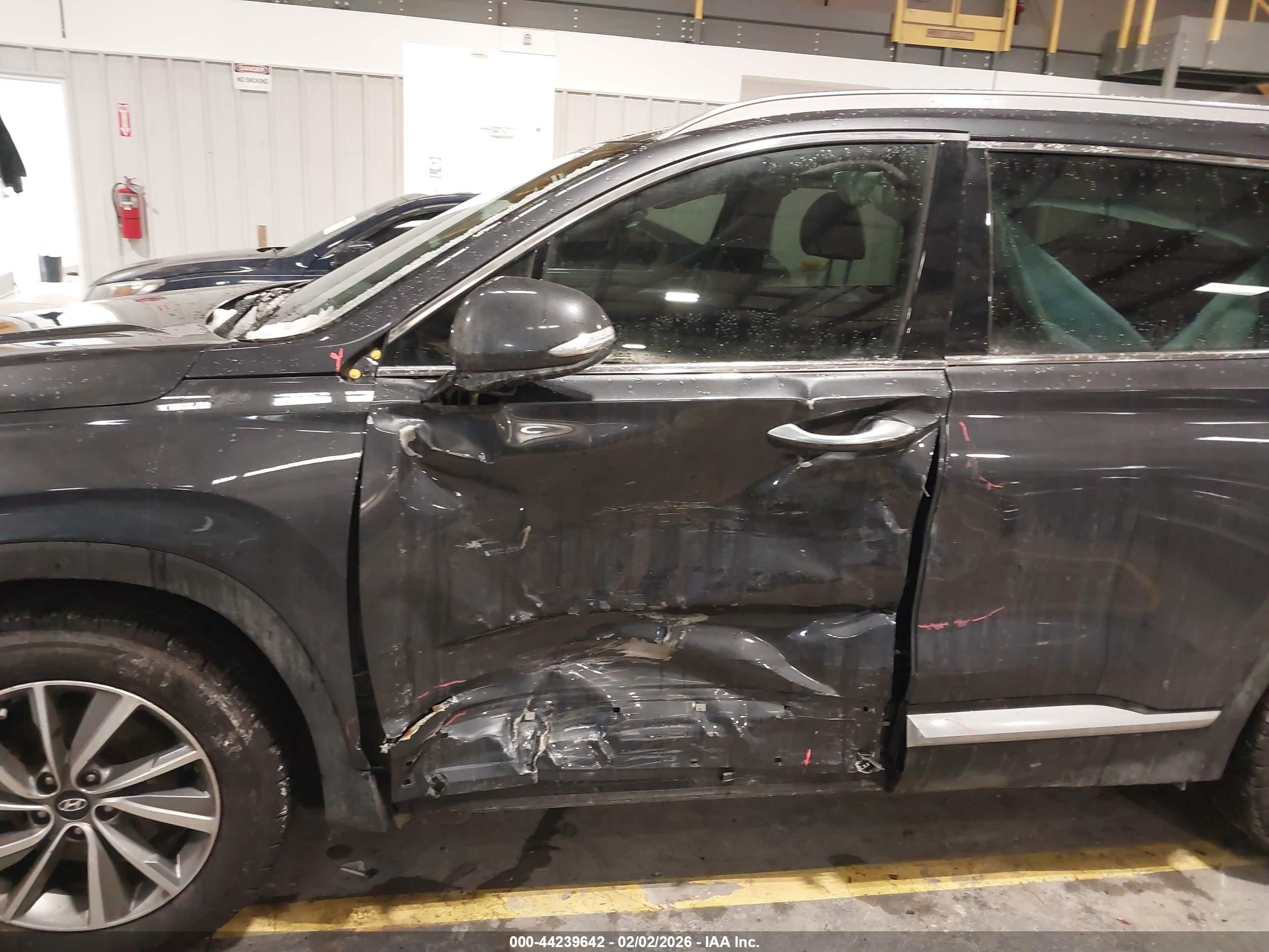 HYUNDAI SANTA image 6