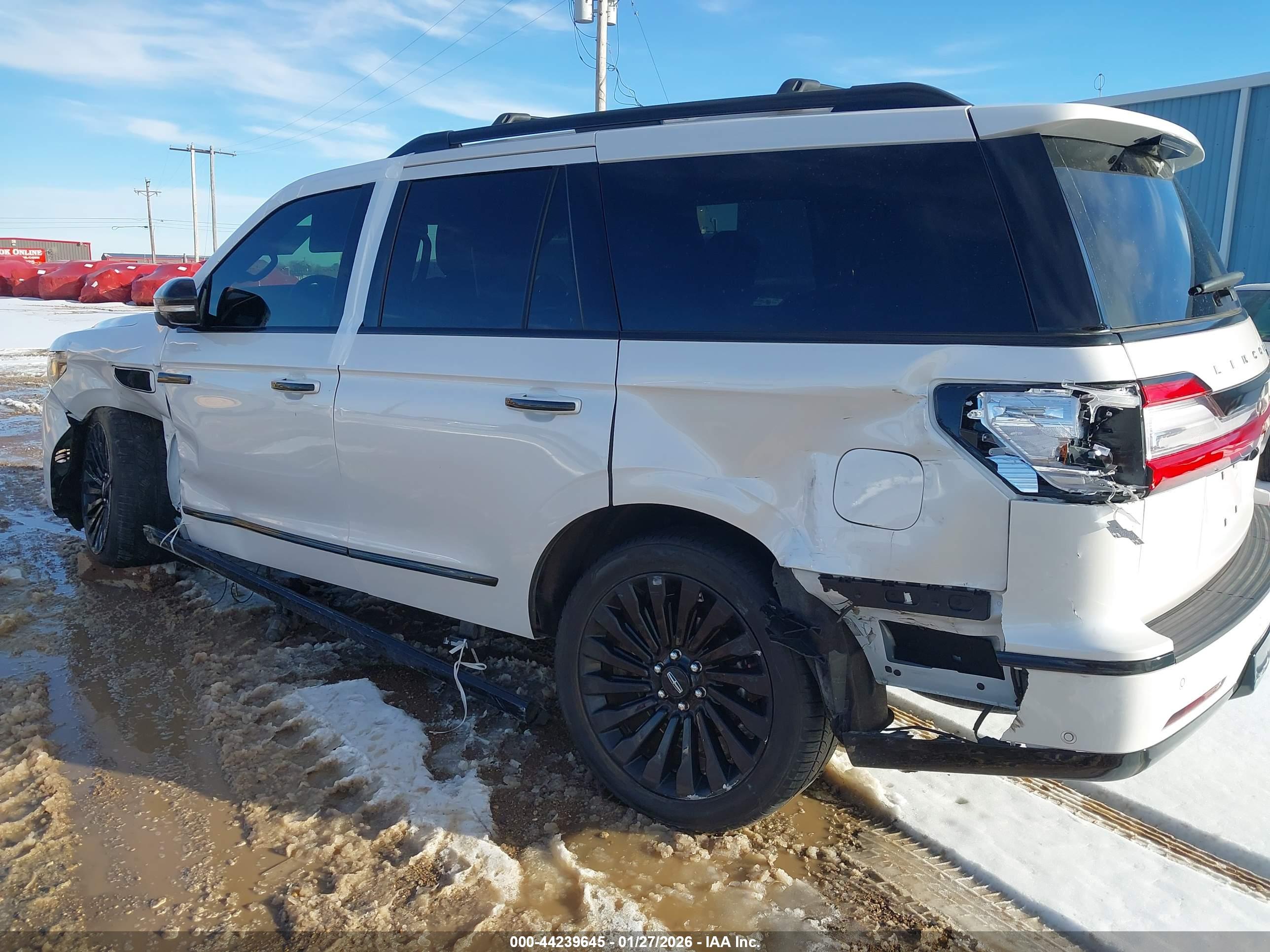 LINCOLN NAVIGATOR image 6