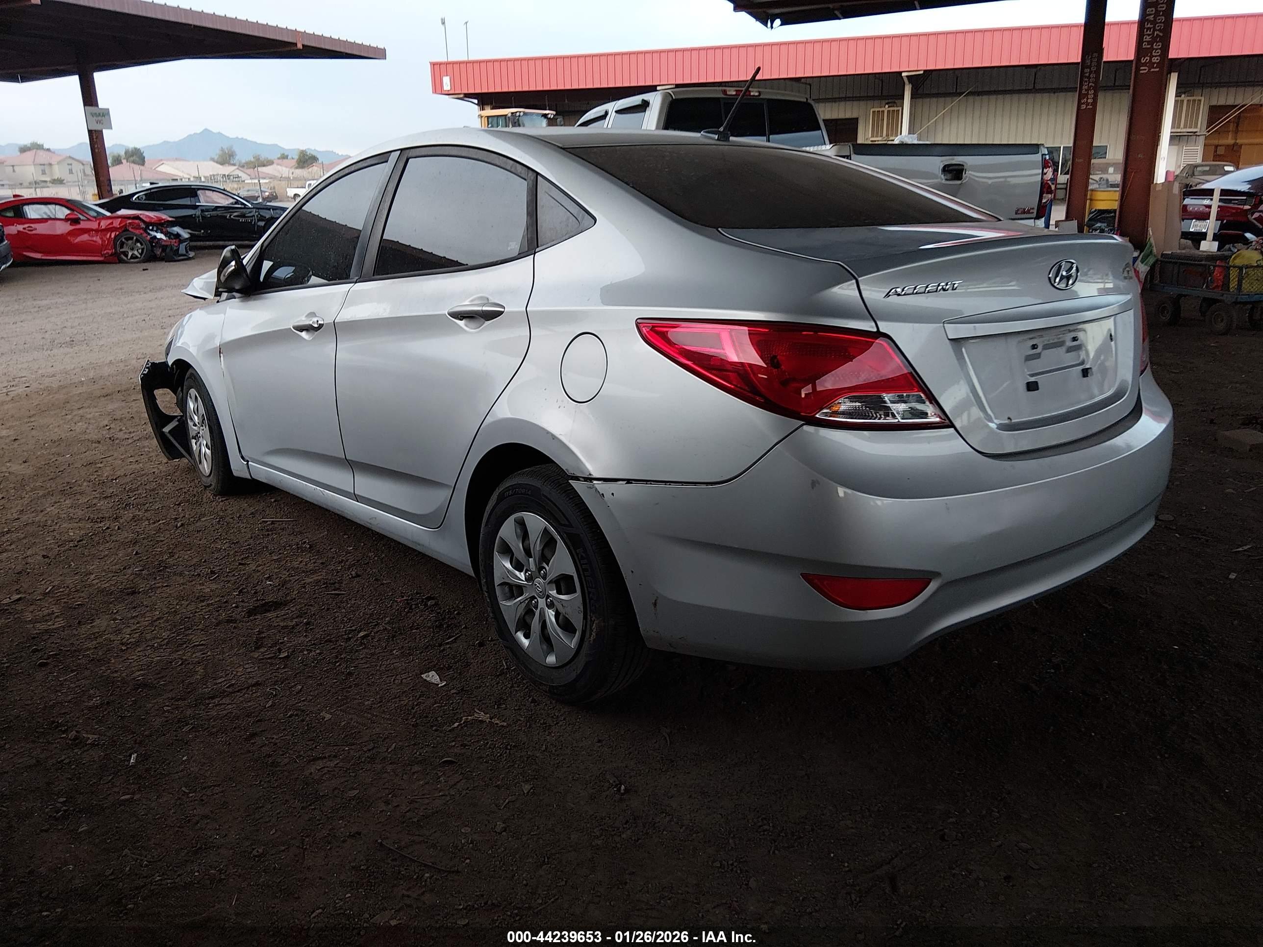 HYUNDAI ACCENT image 3