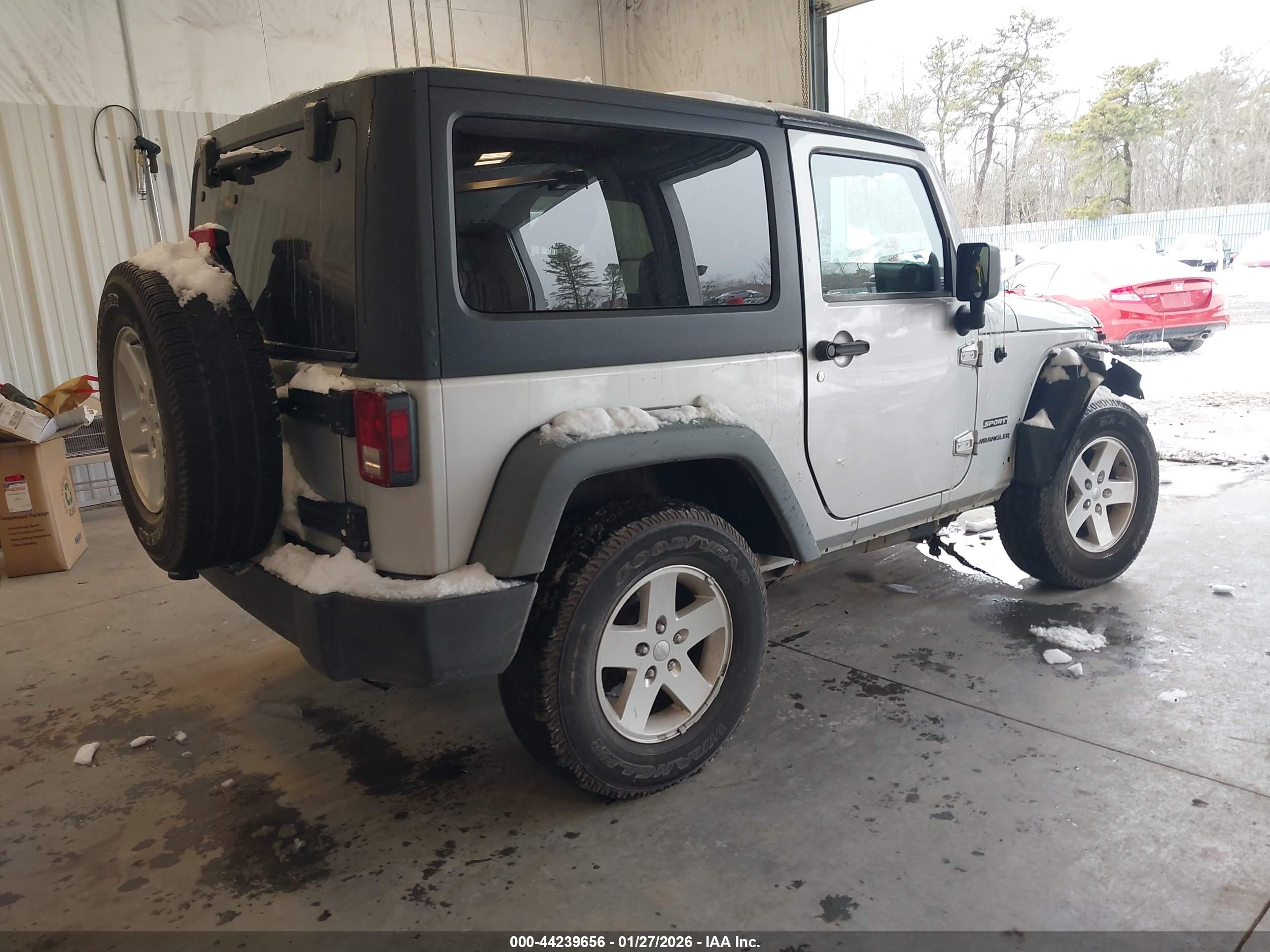 JEEP WRANGLER image 4