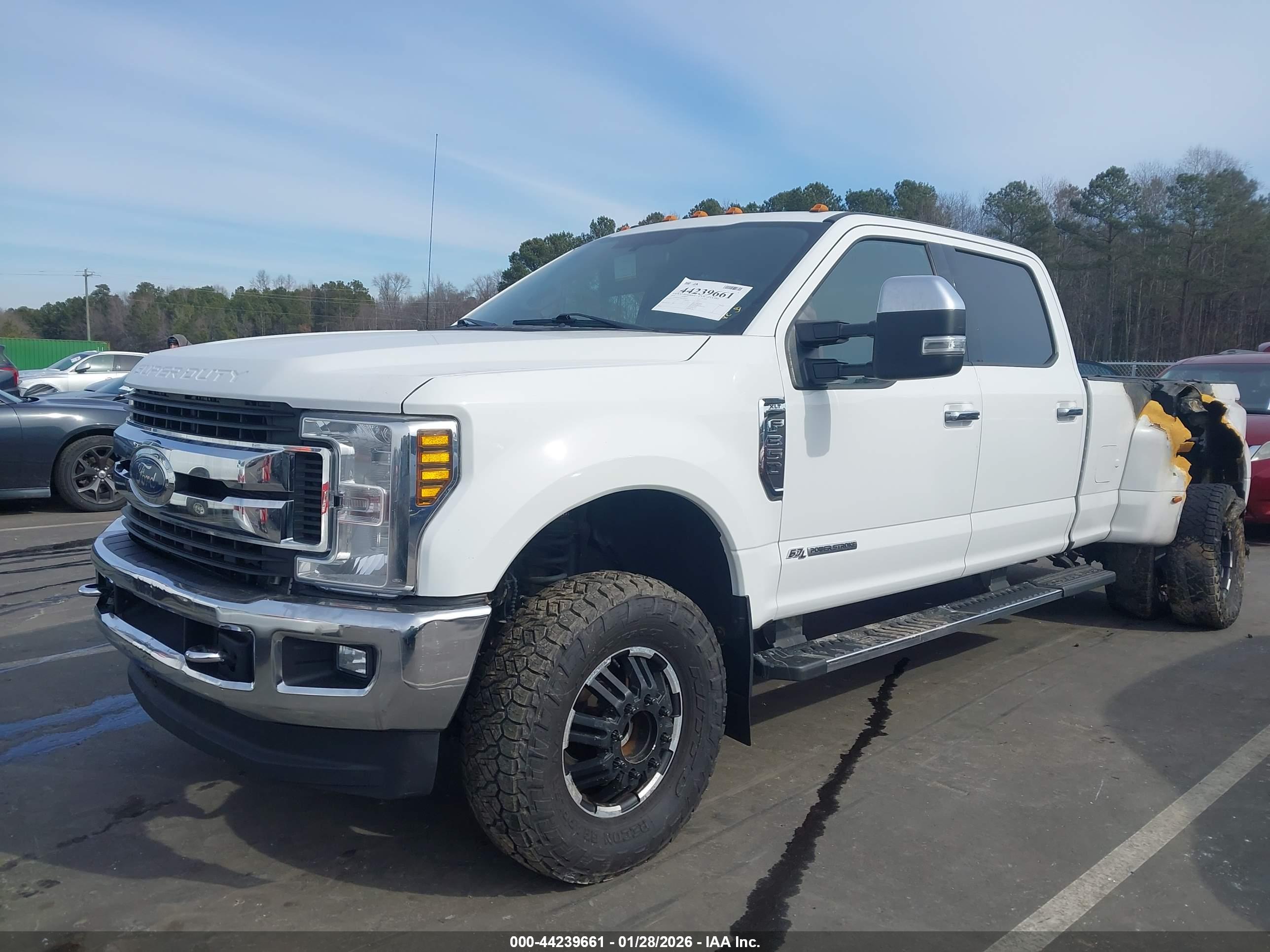 FORD F-350 image 2