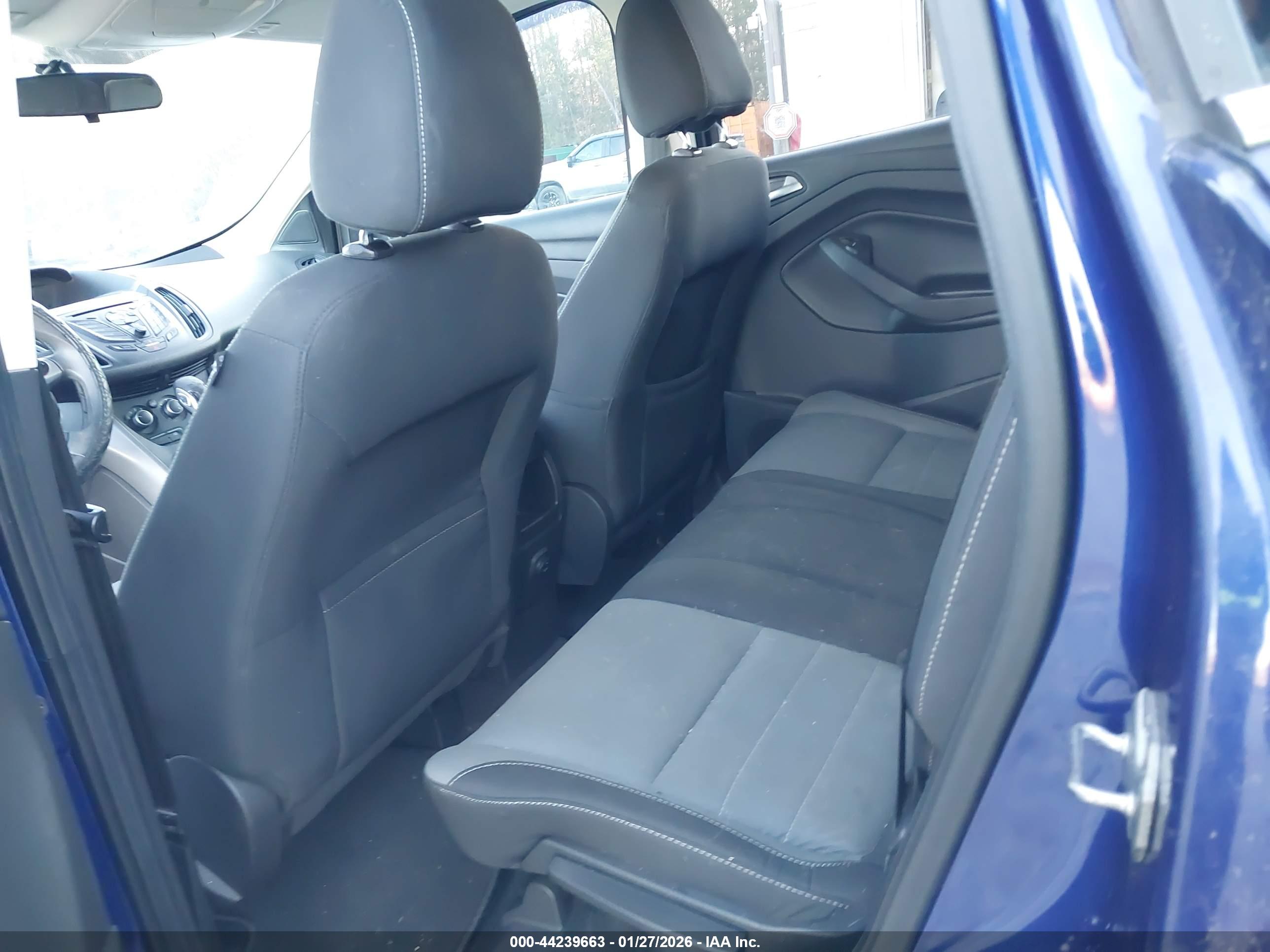 FORD ESCAPE image 8