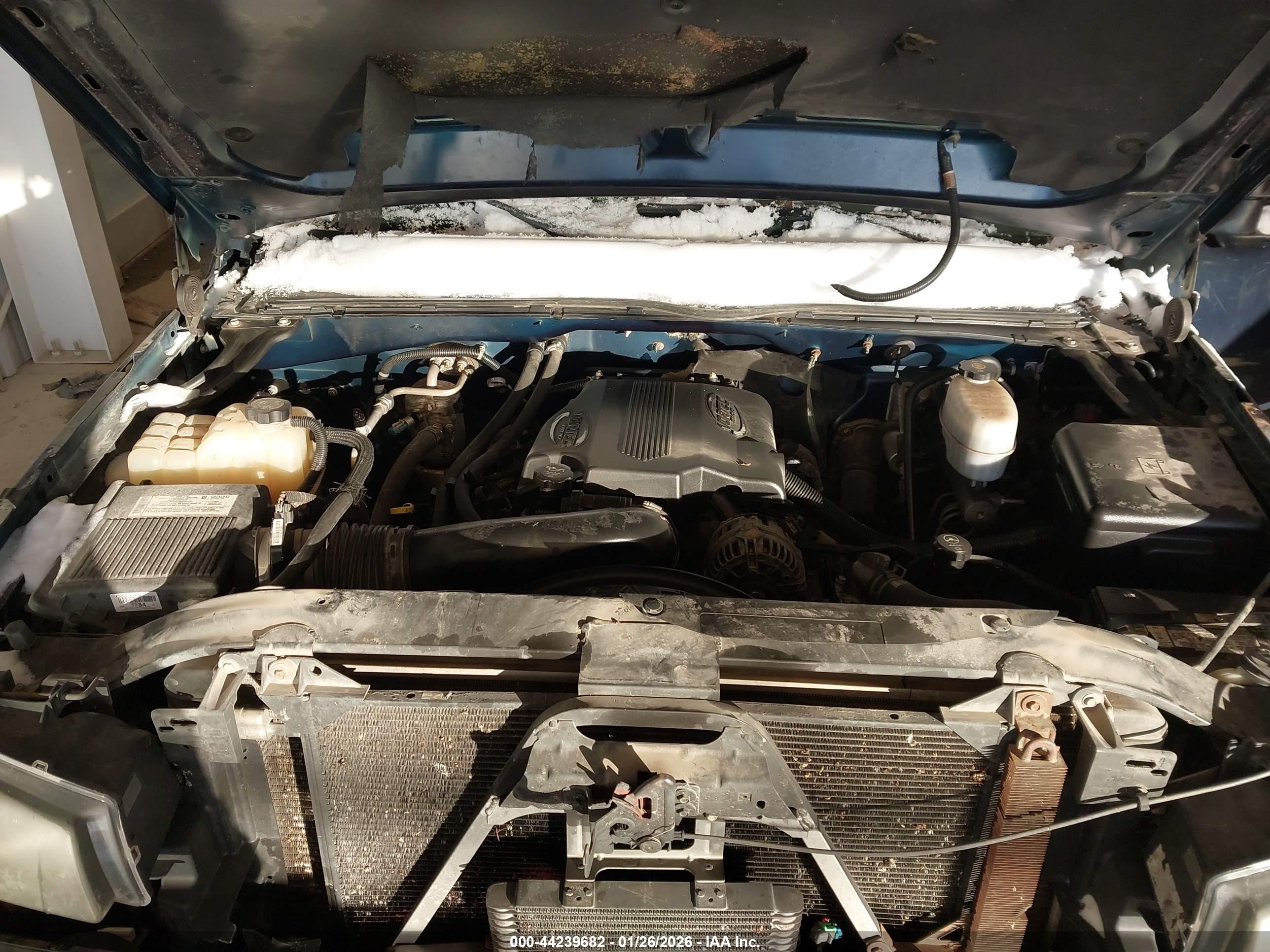 CHEVROLET SILVERADO image 10