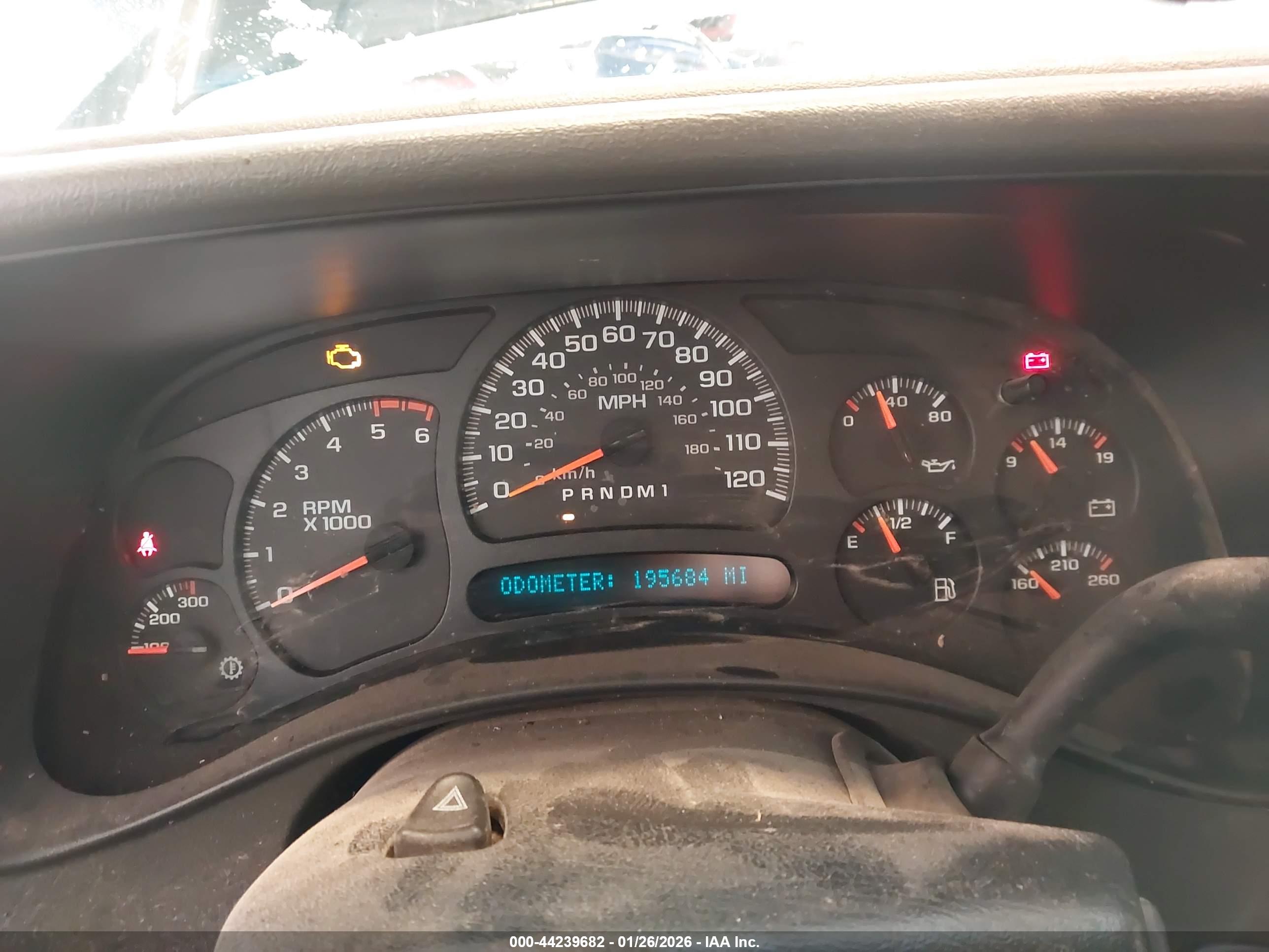 CHEVROLET SILVERADO image 7