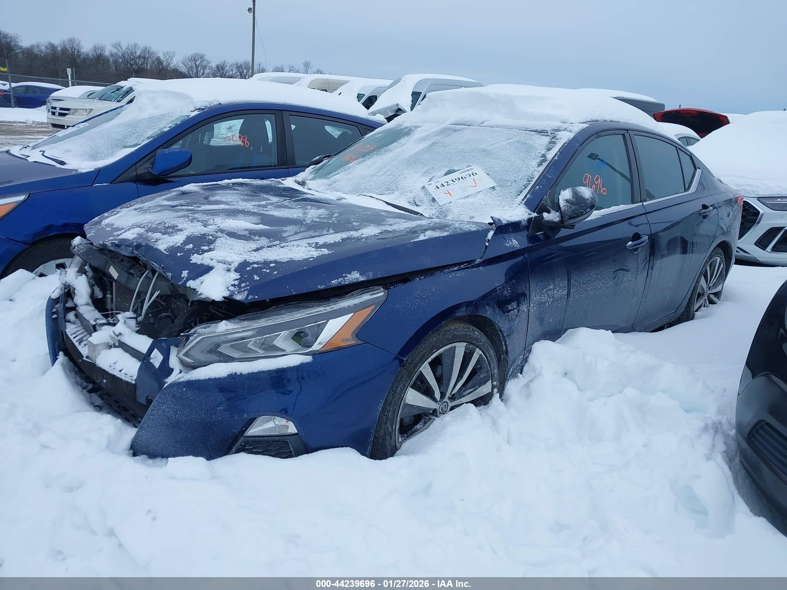 NISSAN ALTIMA image 2