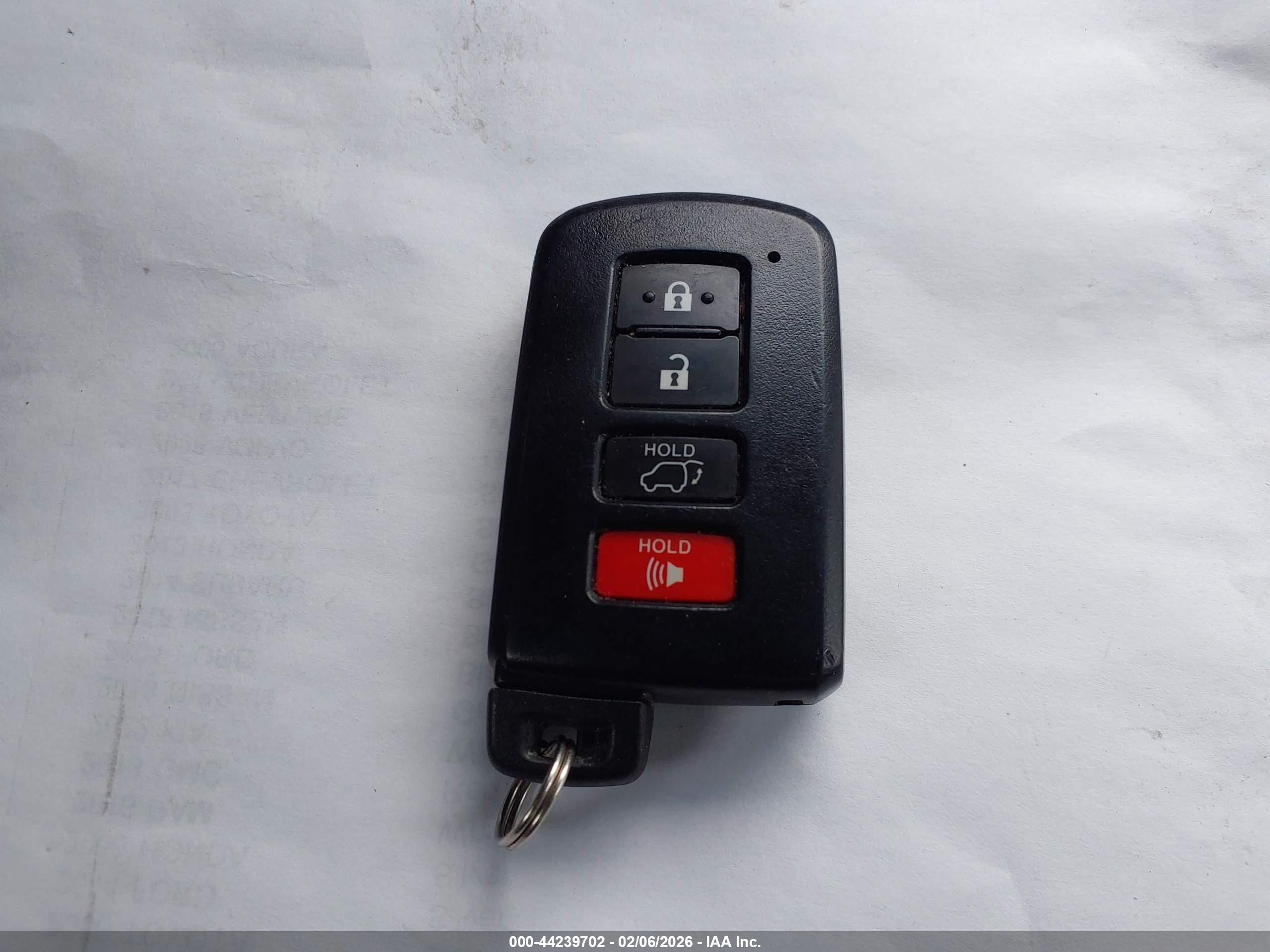 TOYOTA RAV4 image 11