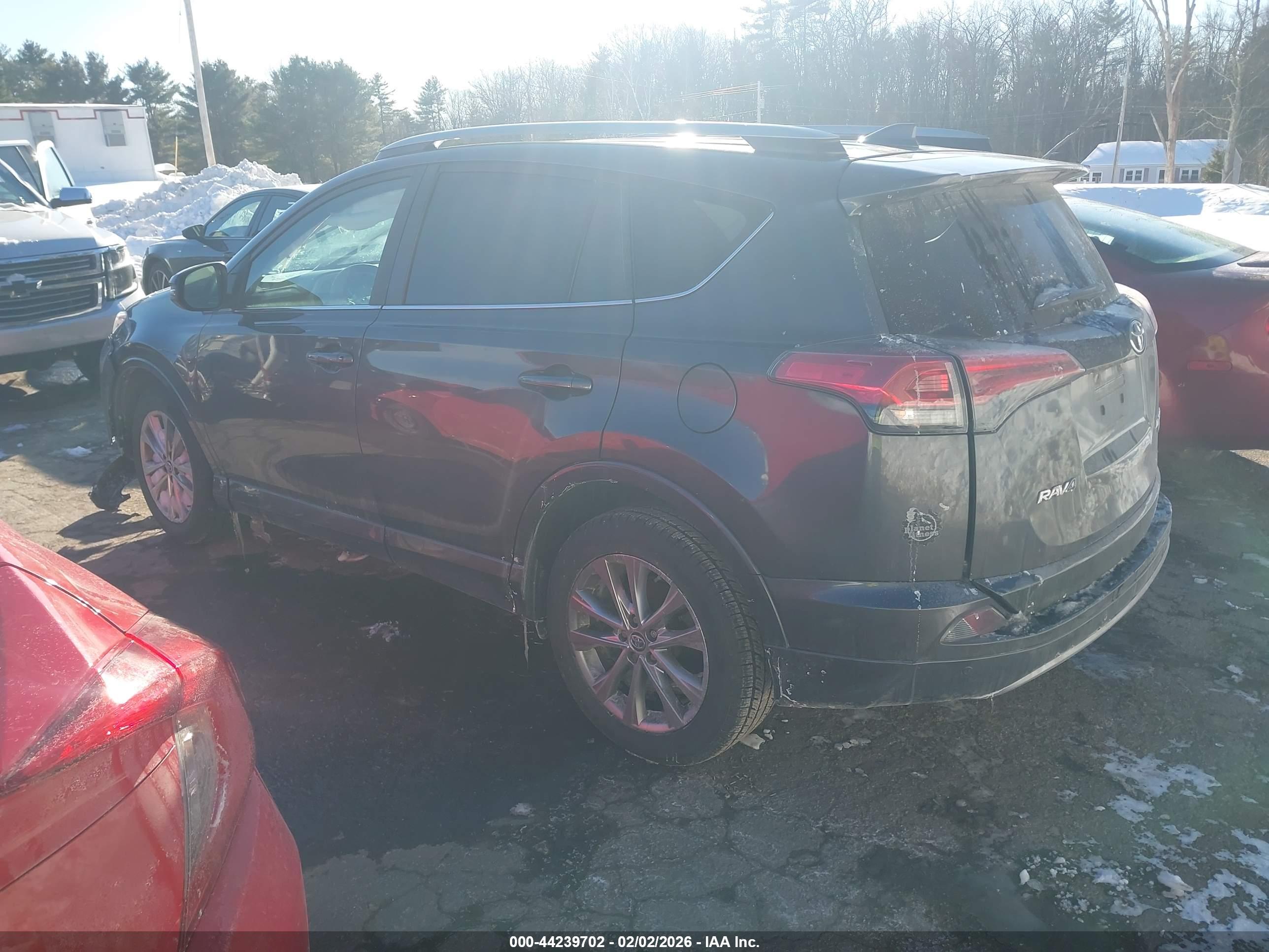 TOYOTA RAV4 image 3