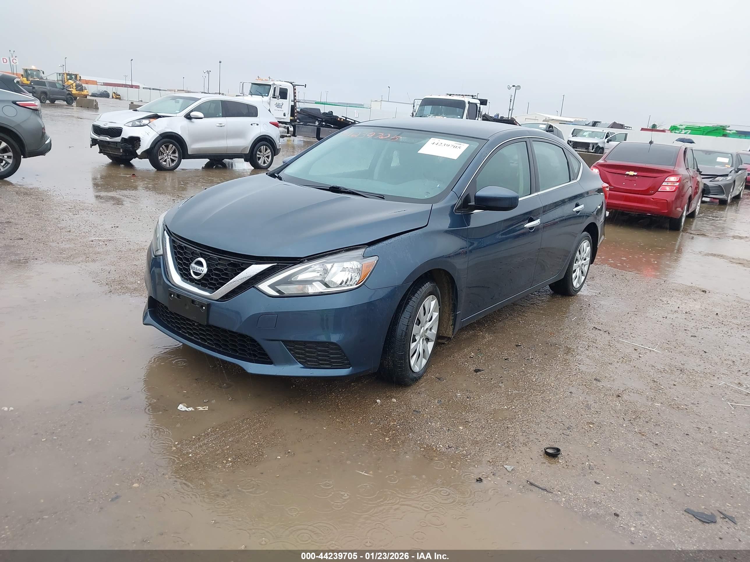 NISSAN SENTRA image 2