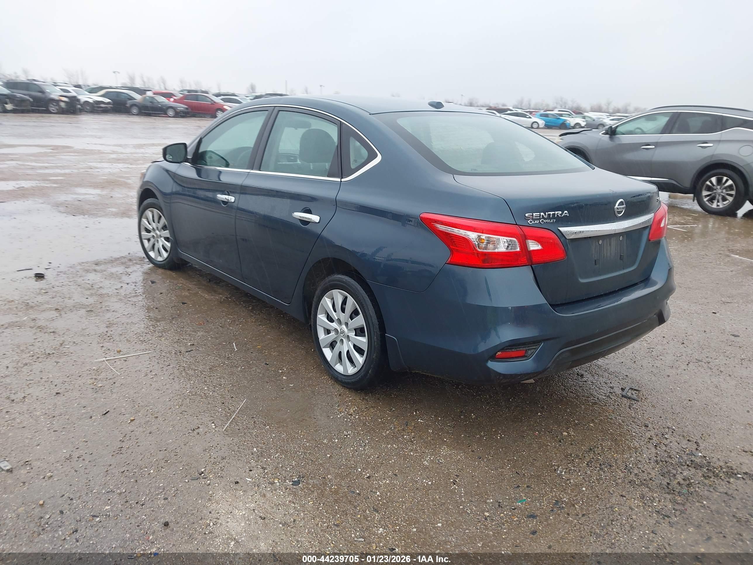 NISSAN SENTRA image 3