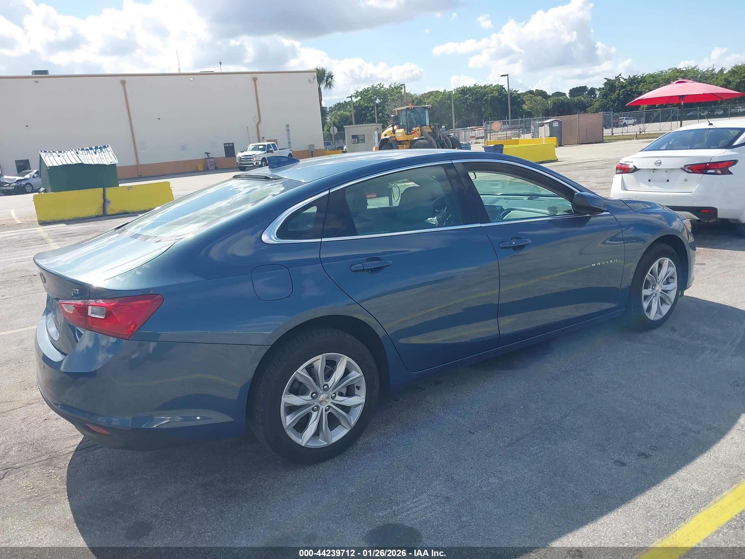 CHEVROLET MALIBU image 4