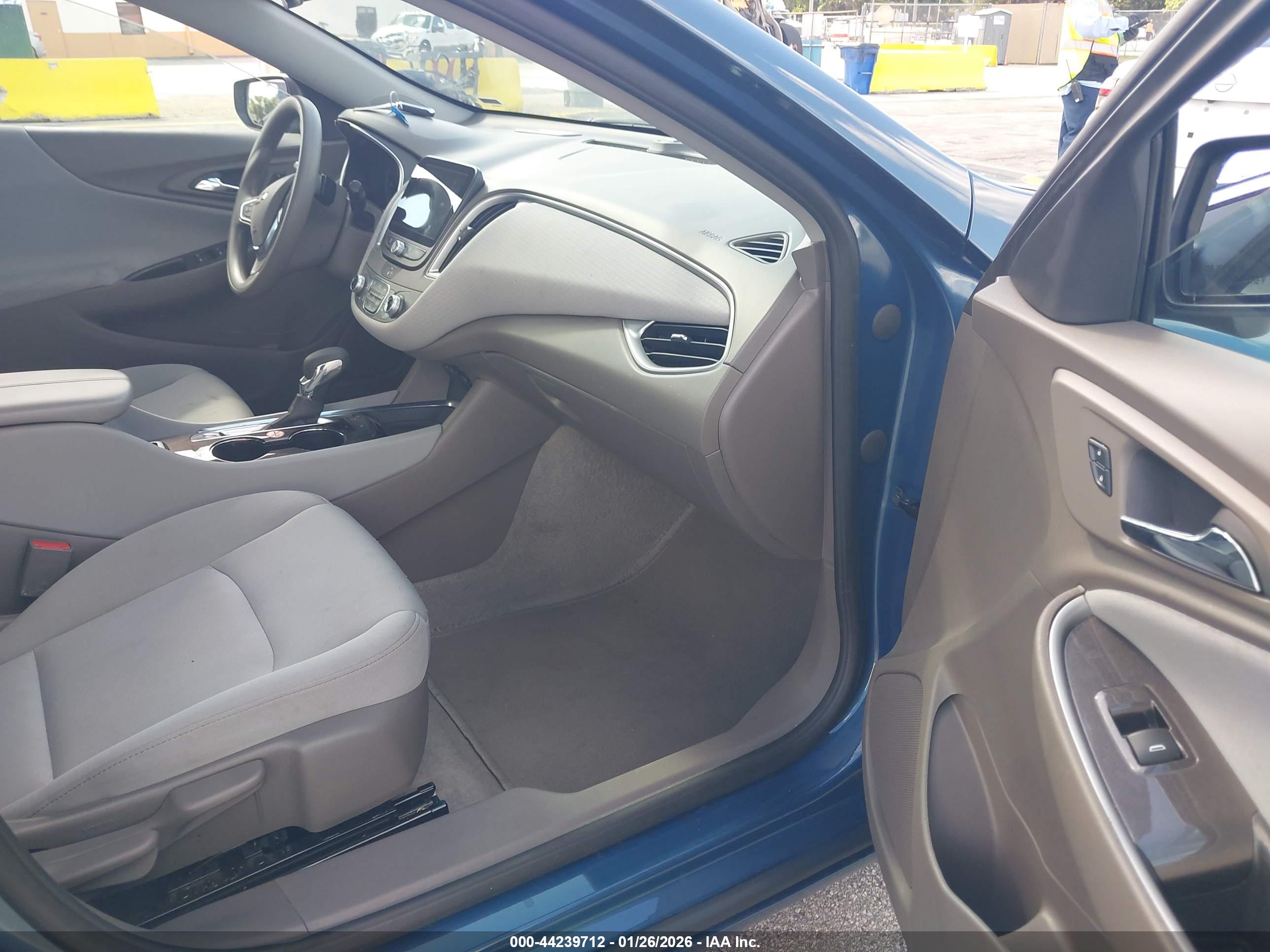 CHEVROLET MALIBU image 5