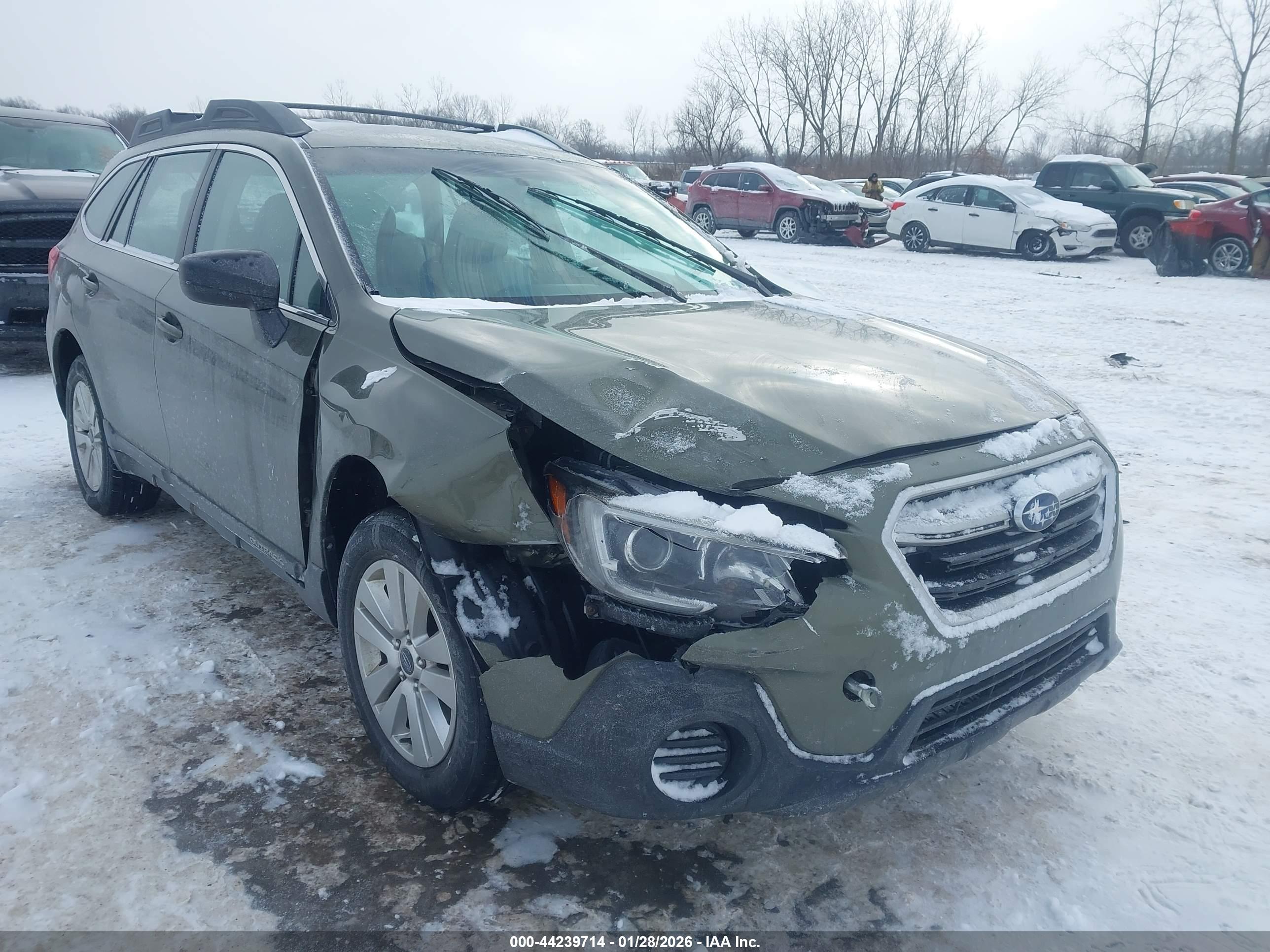 SUBARU OUTBACK image 6