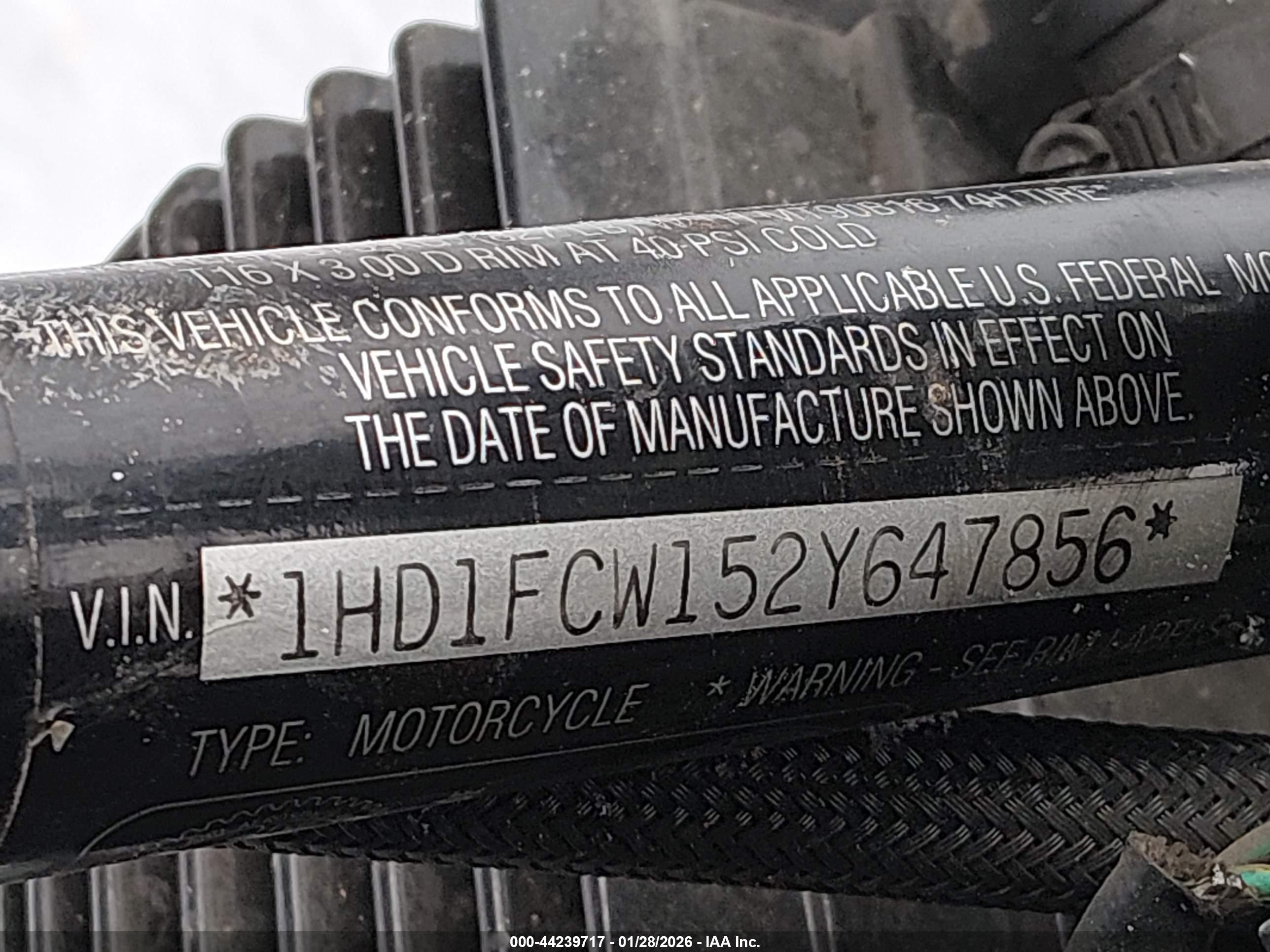 HARLEY-DAVIDSON FLHTCUI image 10