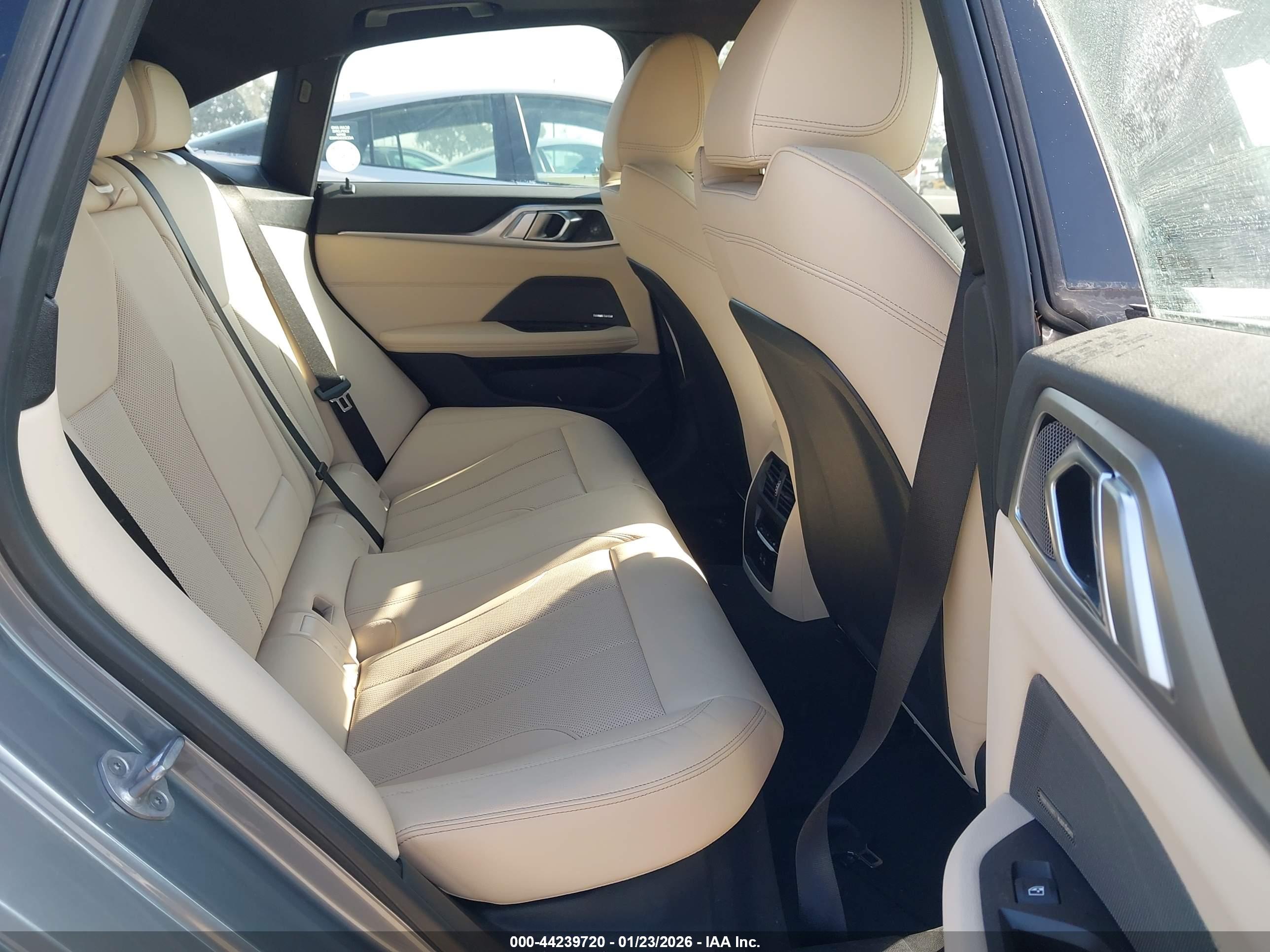 BMW I4 image 8