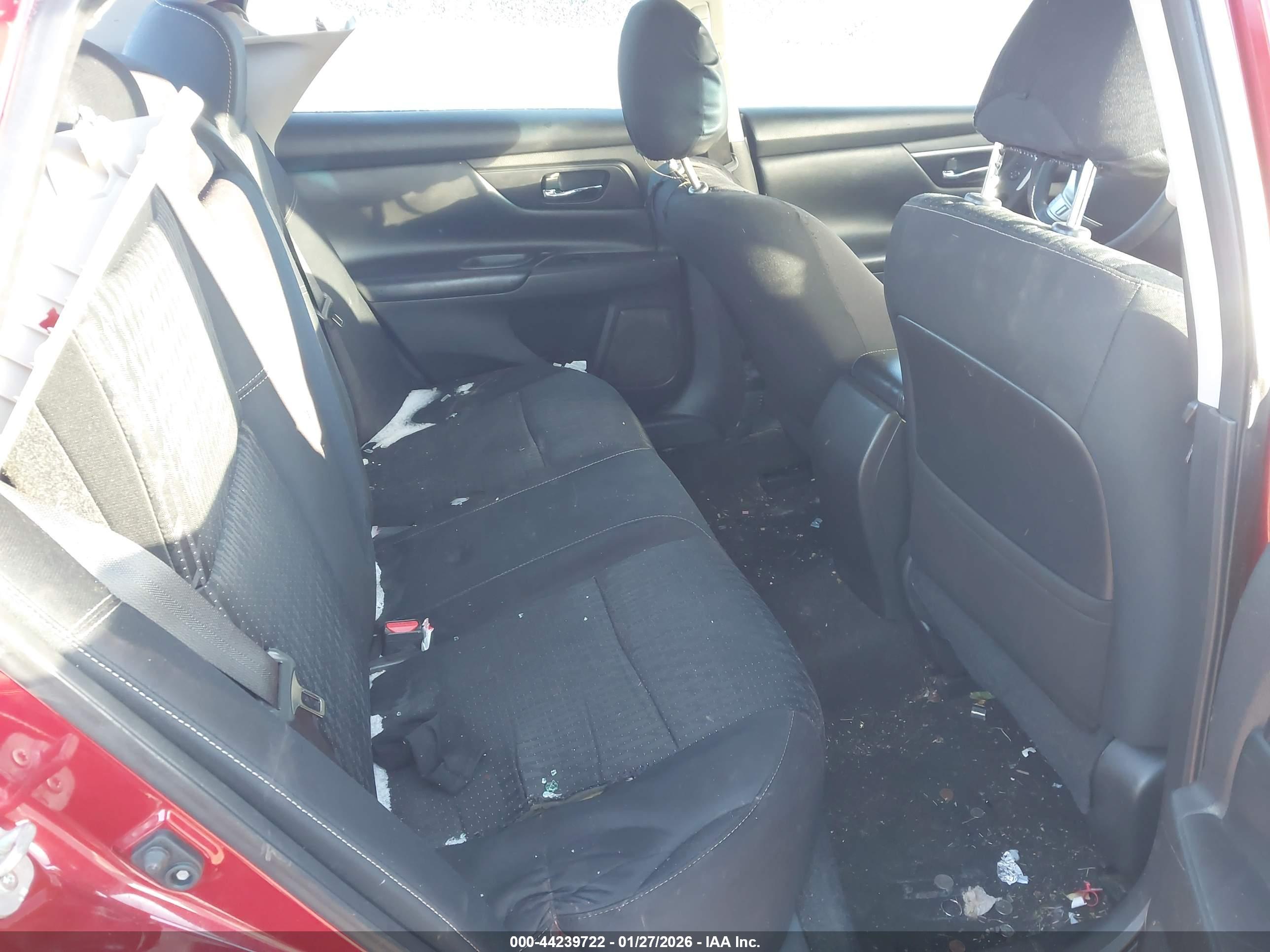 NISSAN ALTIMA image 8