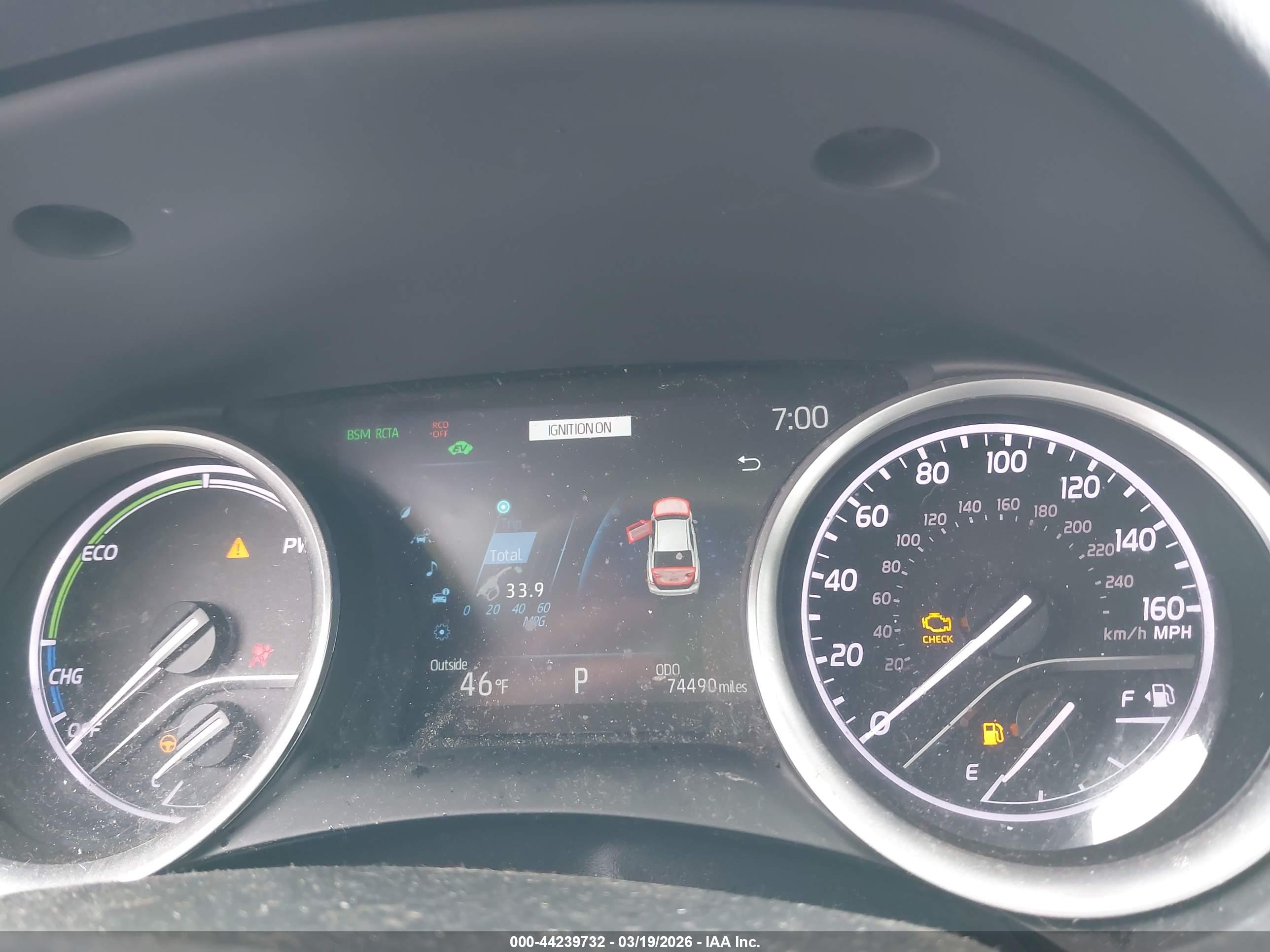 TOYOTA CAMRY image 7