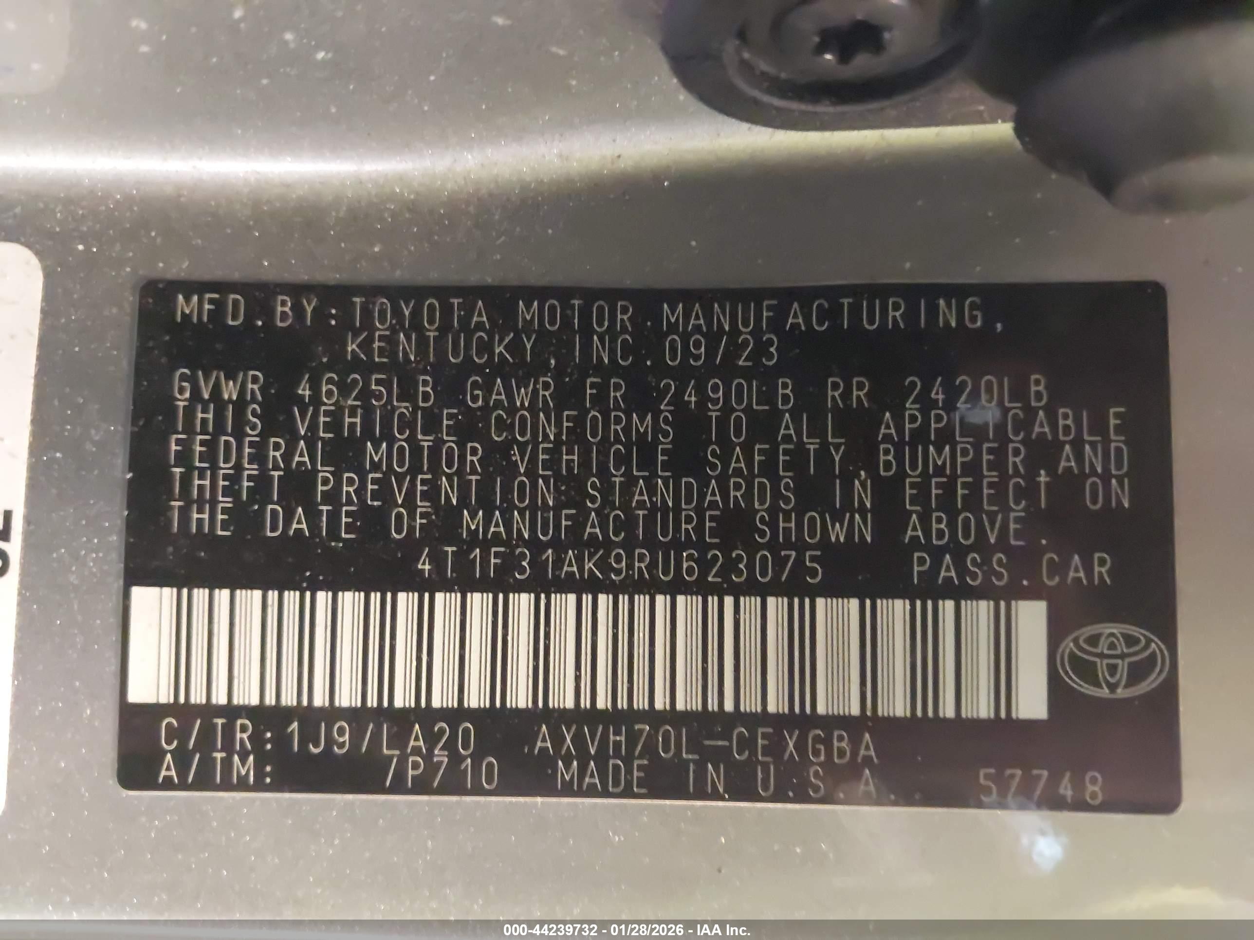 TOYOTA CAMRY image 9