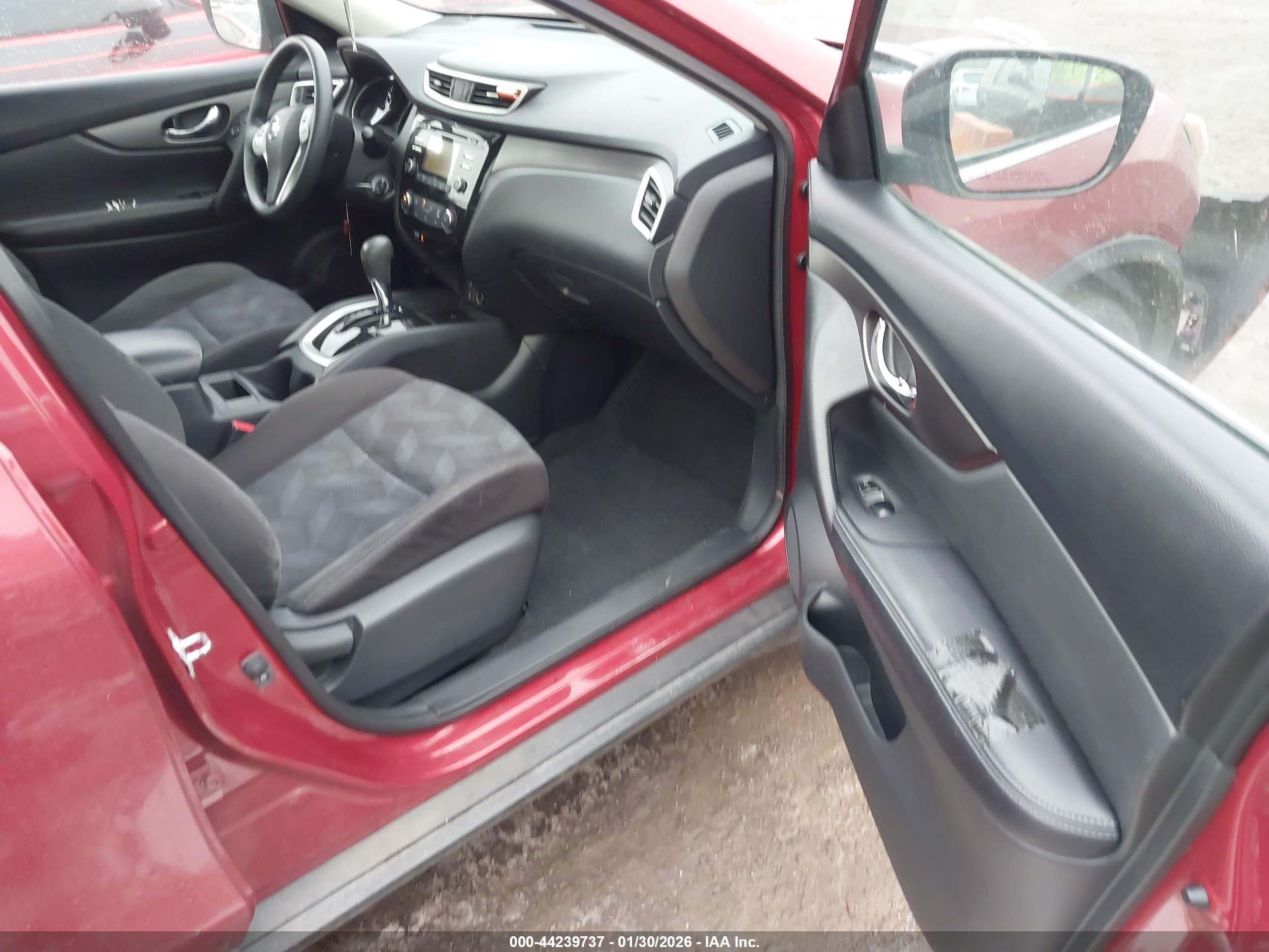 NISSAN ROGUE image 5