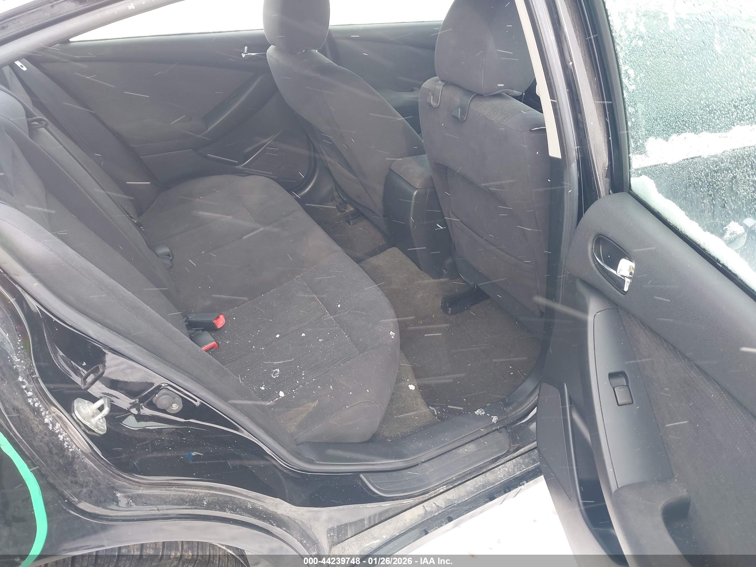 NISSAN ALTIMA image 8