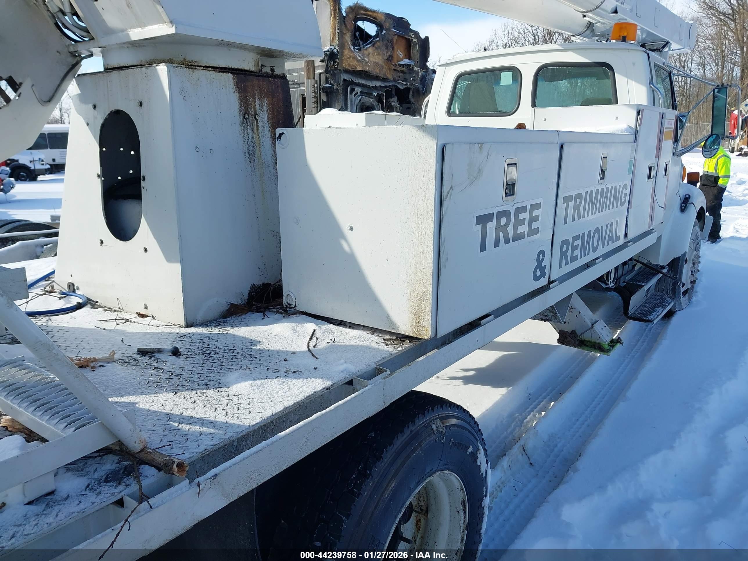 STERLING TRUCK image 4