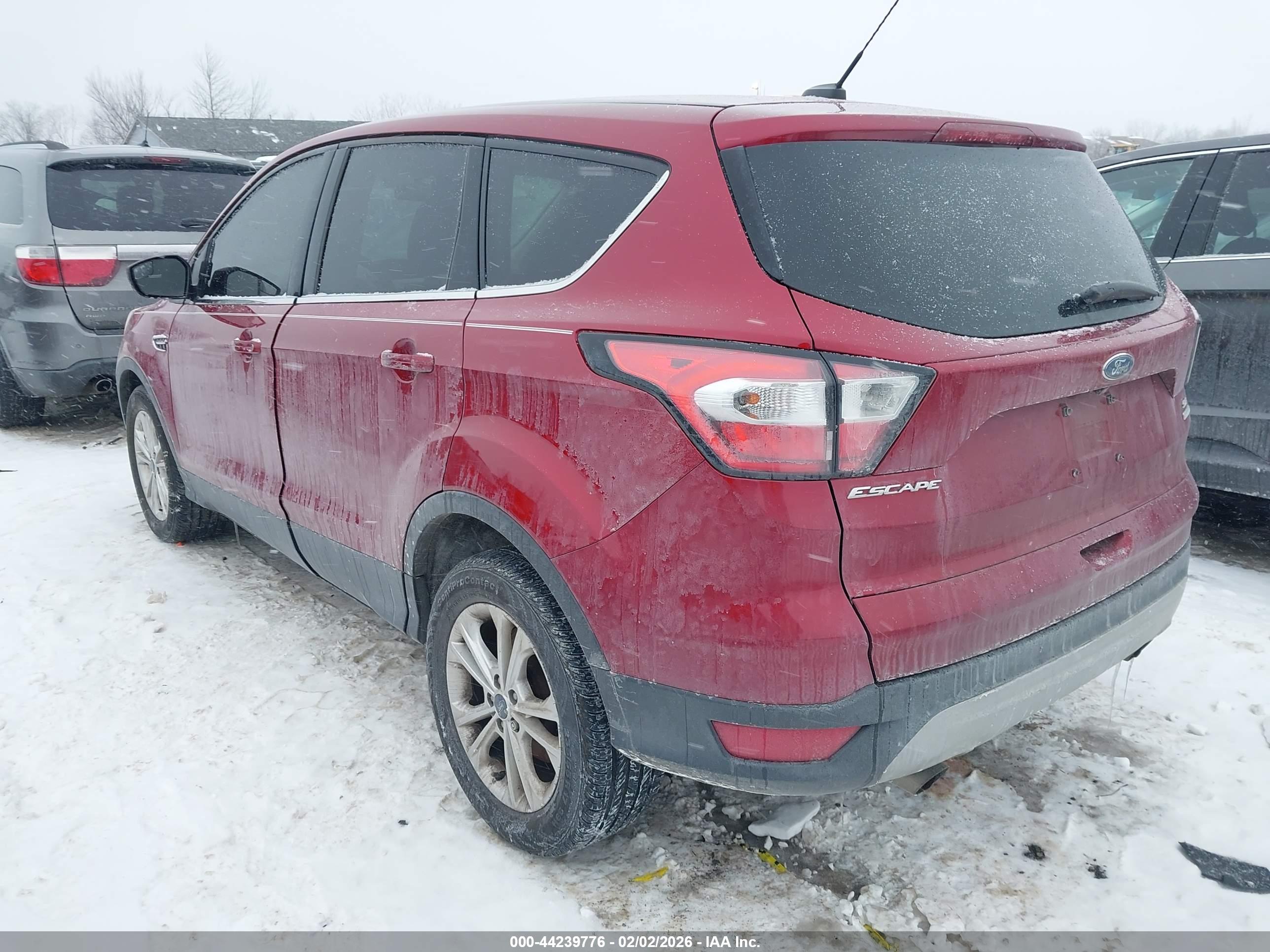 FORD ESCAPE image 3
