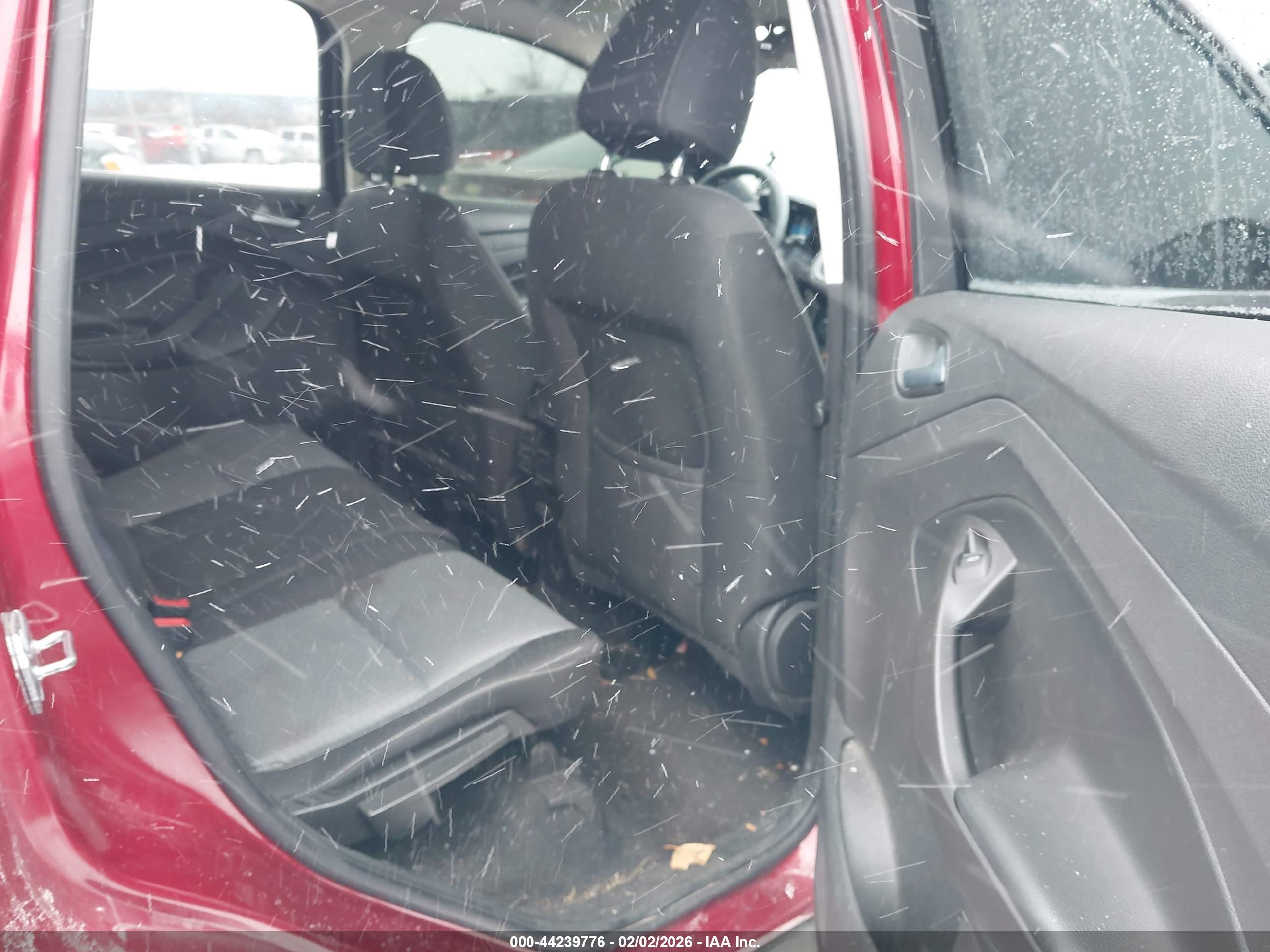 FORD ESCAPE image 8